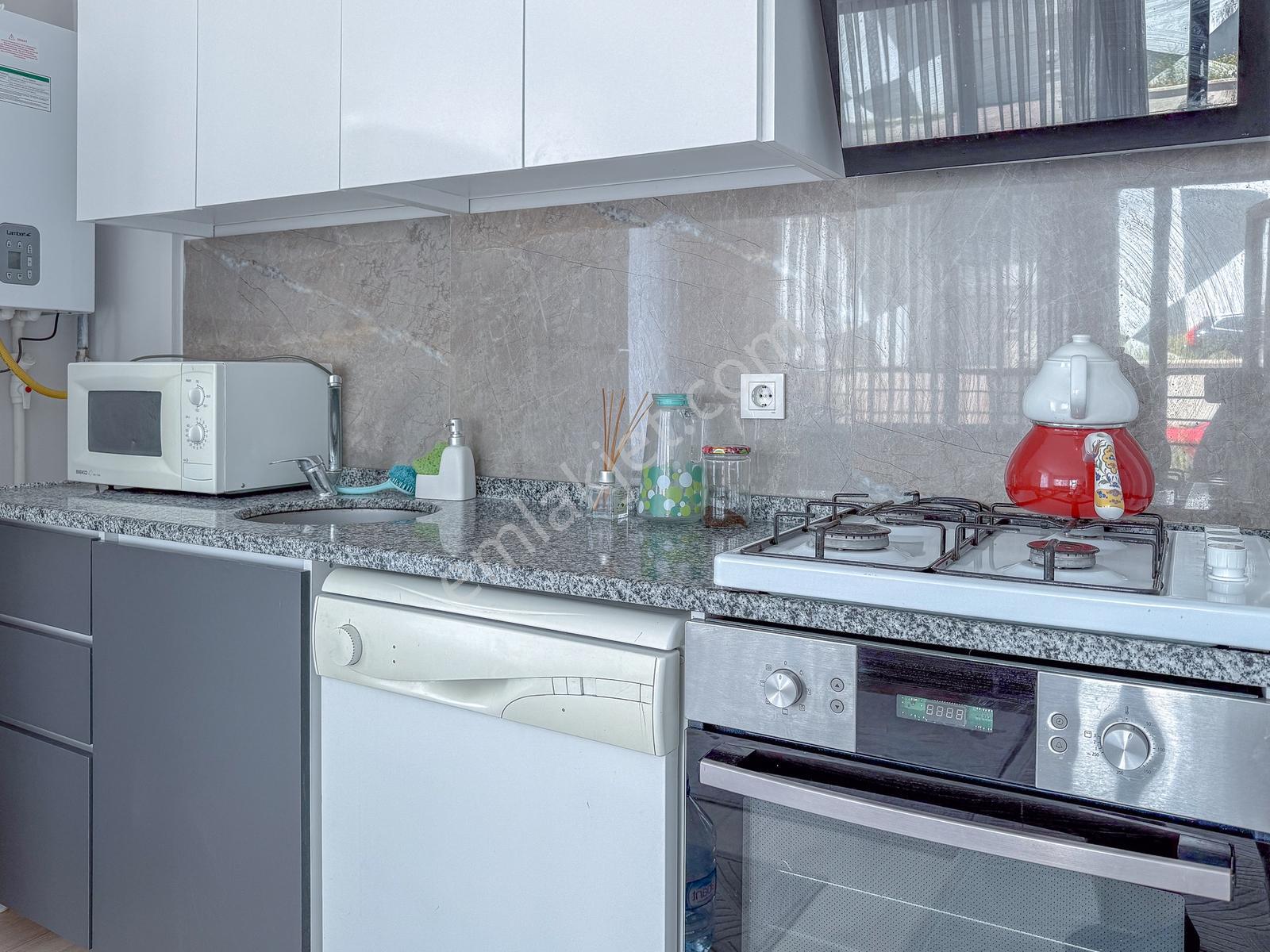 Kızılcaşar İncek Hattı Eşyalı 1+1 Geniş Balkon Bulvara Yakın - Görsel 34