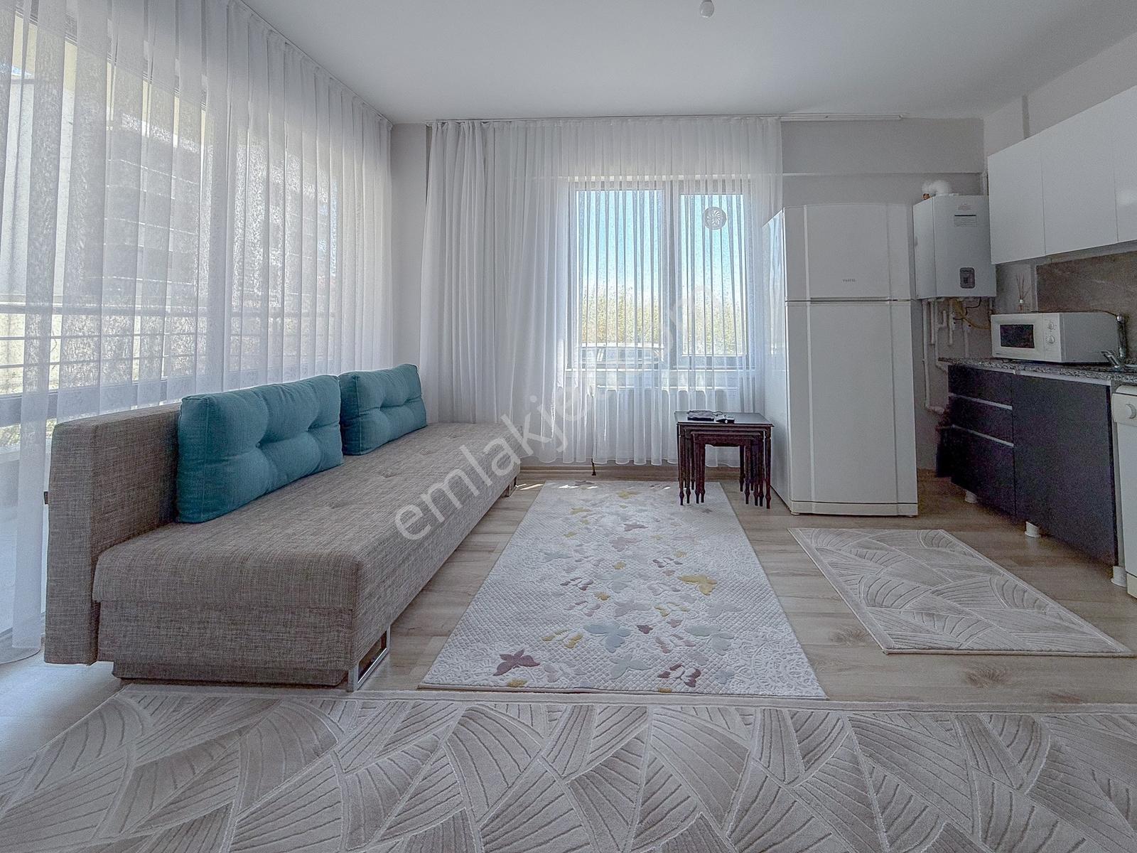 Kızılcaşar İncek Hattı Eşyalı 1+1 Geniş Balkon Bulvara Yakın - Görsel 30