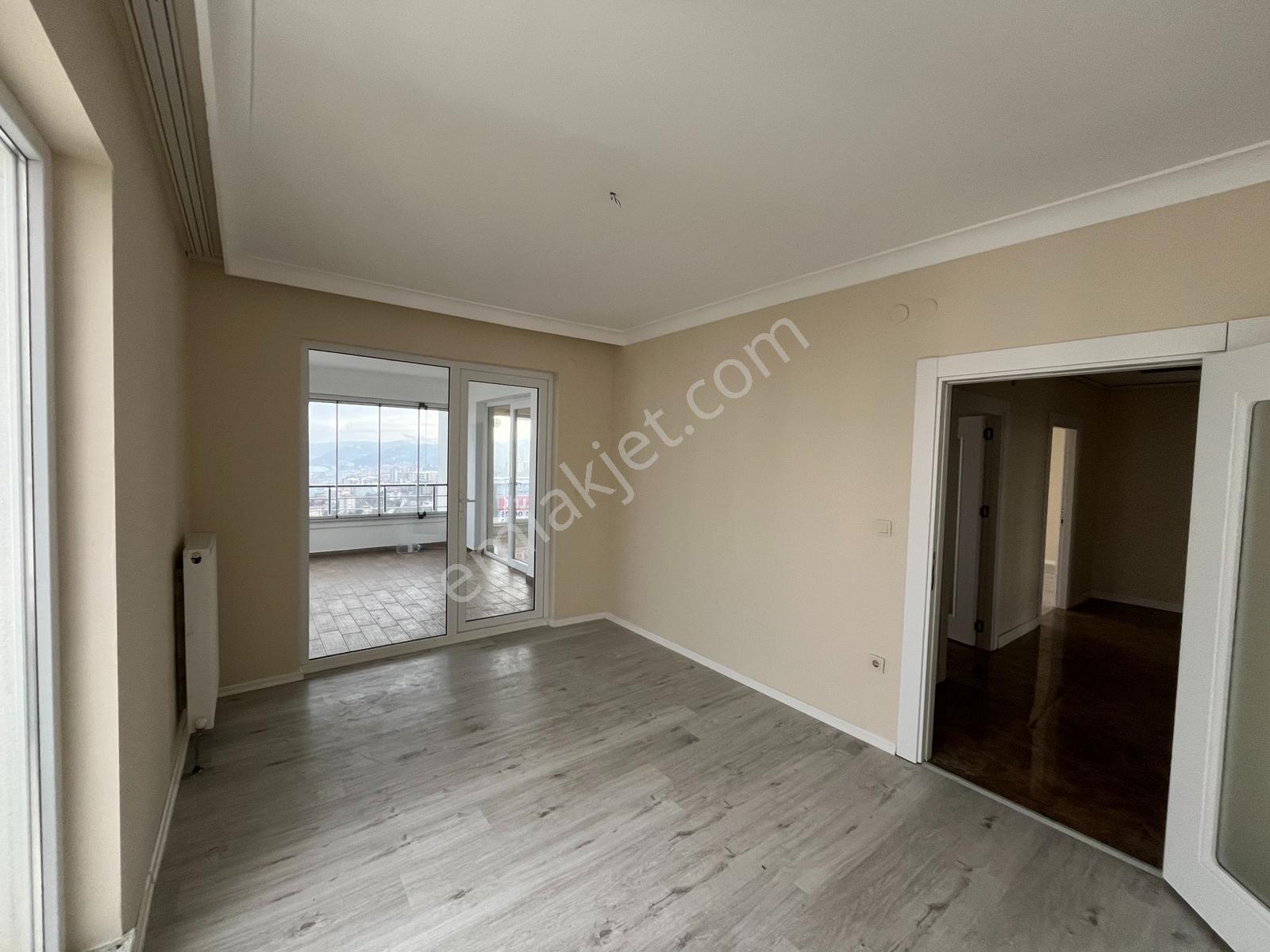 Rw Taka | Kaşüstü Mahallesinde Kiralık 4+1 Daire - Görsel 28