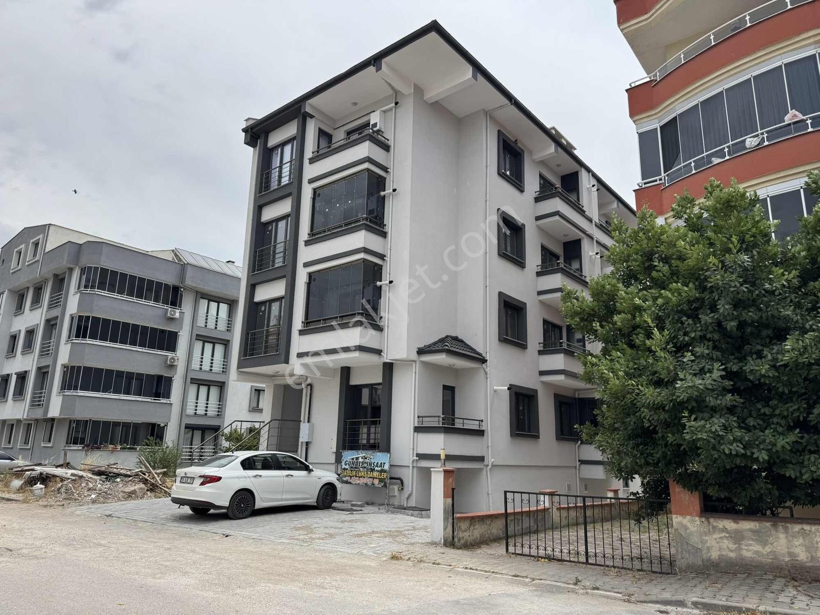 Balnovadan Fırsat Cam Balkonlu Sıfır 1+1 Satılık Daire