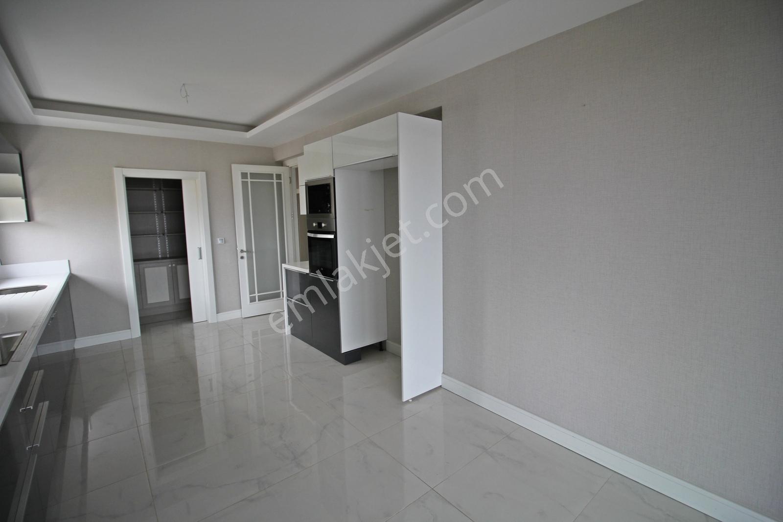 Bağlıca Kiralık Merkezi Lokasyonda Yerden Isıtmalı 4+1 Daire - Görsel 23