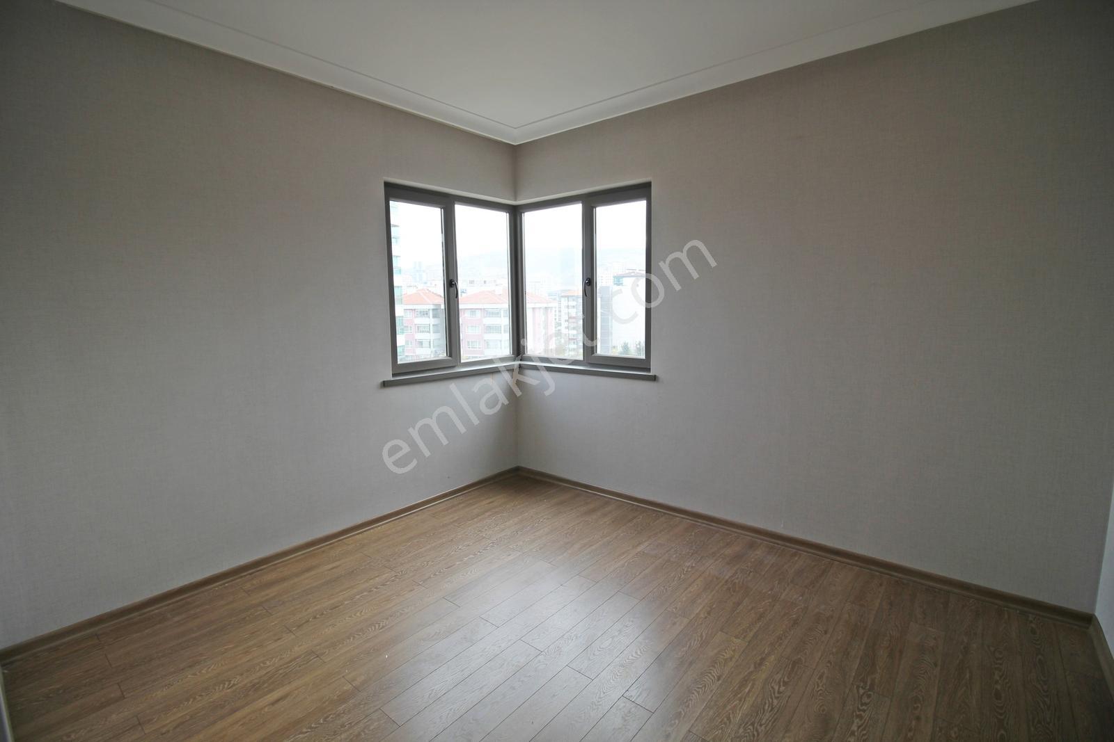 Bağlıca Kiralık Merkezi Lokasyonda Yerden Isıtmalı 4+1 Daire - Görsel 24
