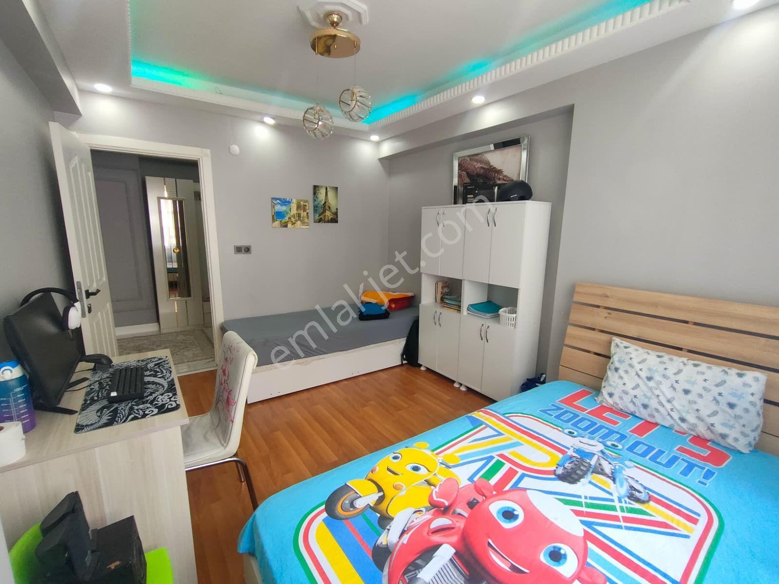 Remax Land'ten Alipaşa Mahallesi'nde Kiralık 3+1 Geniş Daire - Görsel 21