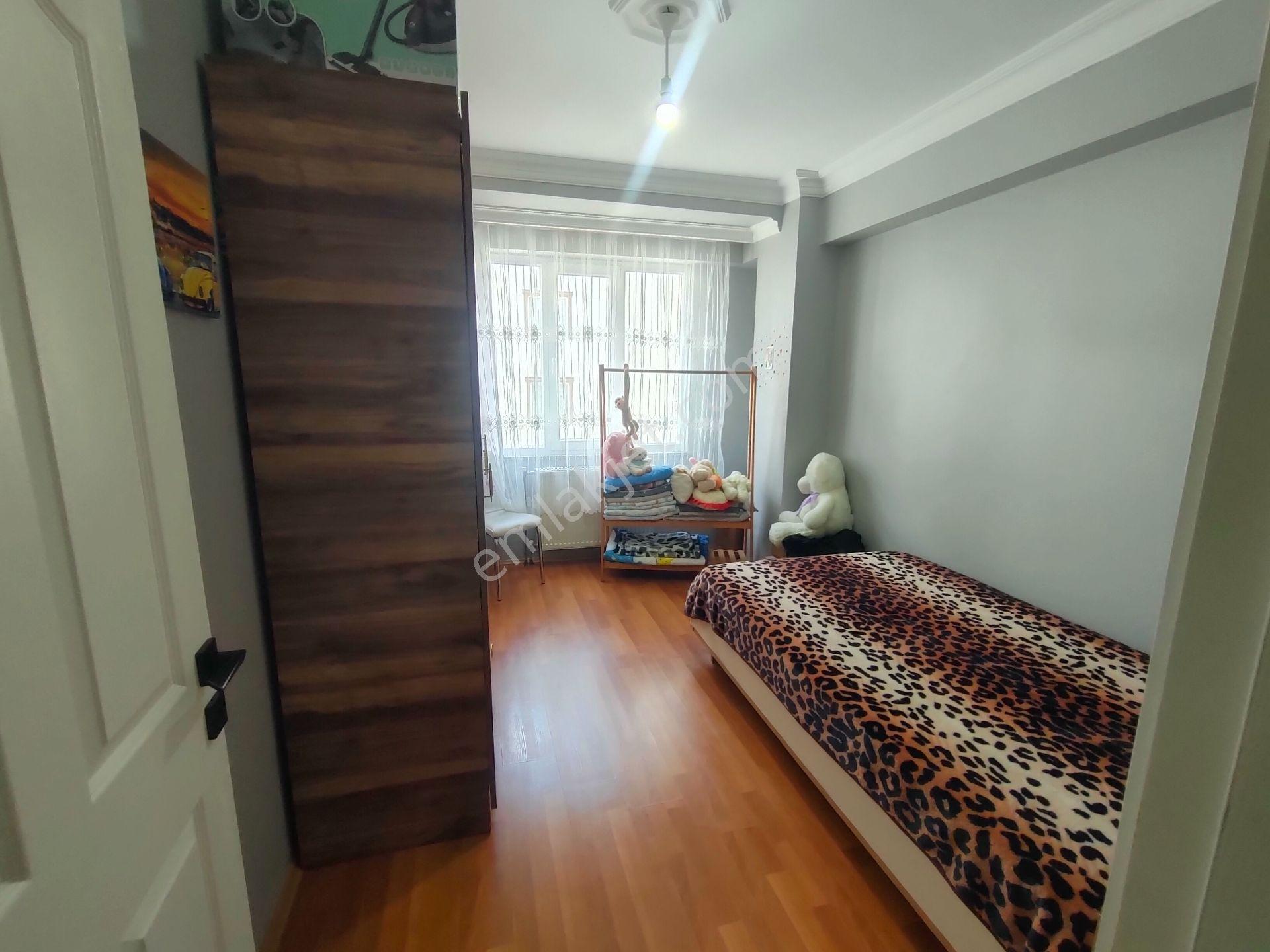 Remax Land'ten Alipaşa Mahallesi'nde Kiralık 3+1 Geniş Daire - Görsel 18