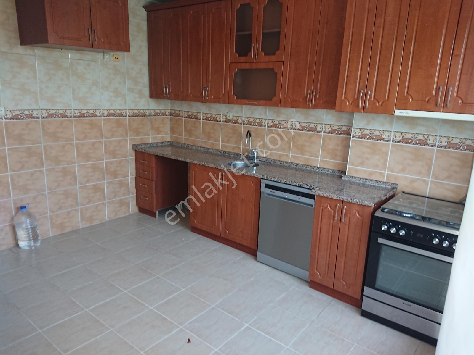 Kocamustafaşa Ali Fakih 240mk 6+1 Çatı Dubleksi 75.000tl - Görsel 5