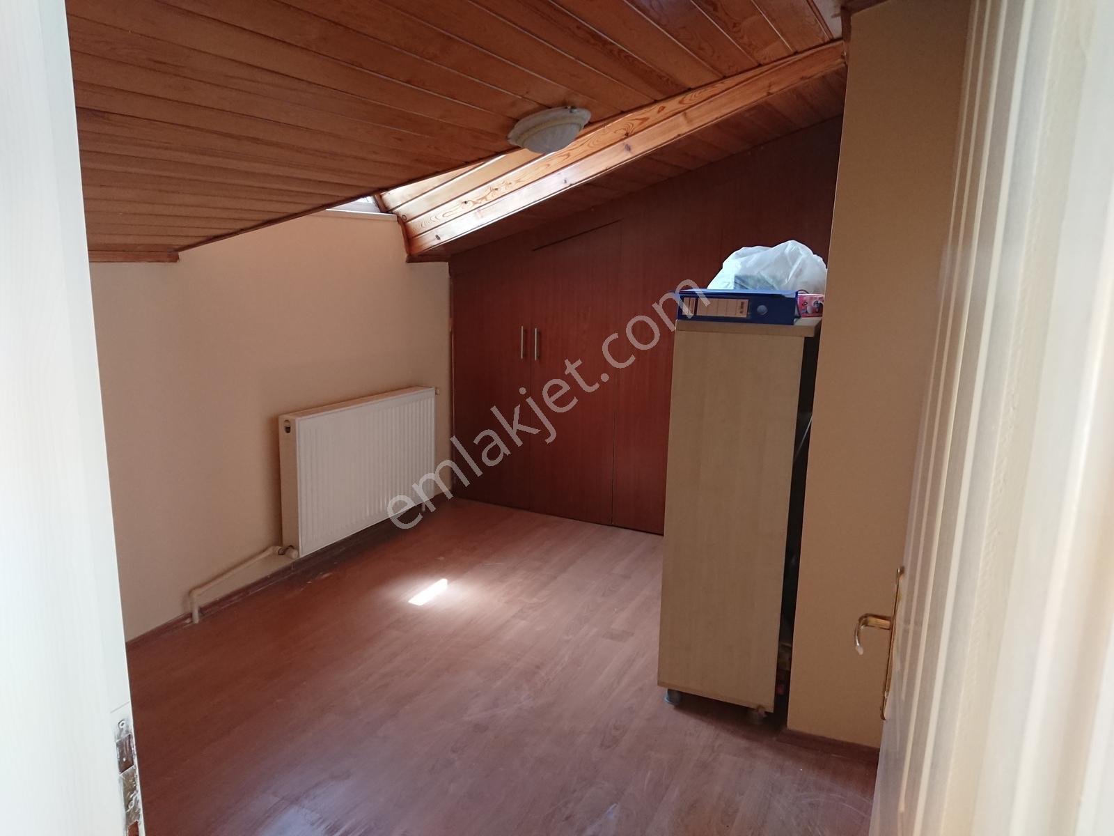 Kocamustafaşa Ali Fakih 240mk 6+1 Çatı Dubleksi 75.000tl - Görsel 33