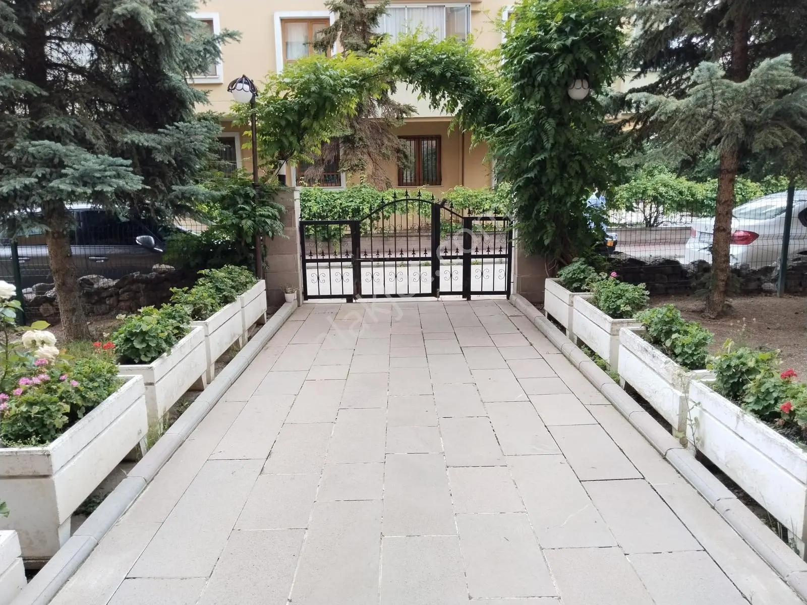 Kırkkonaklar'da Şömineli 4+1 Şömineli | Kapalı Otoparklı Satılık - Görsel 20