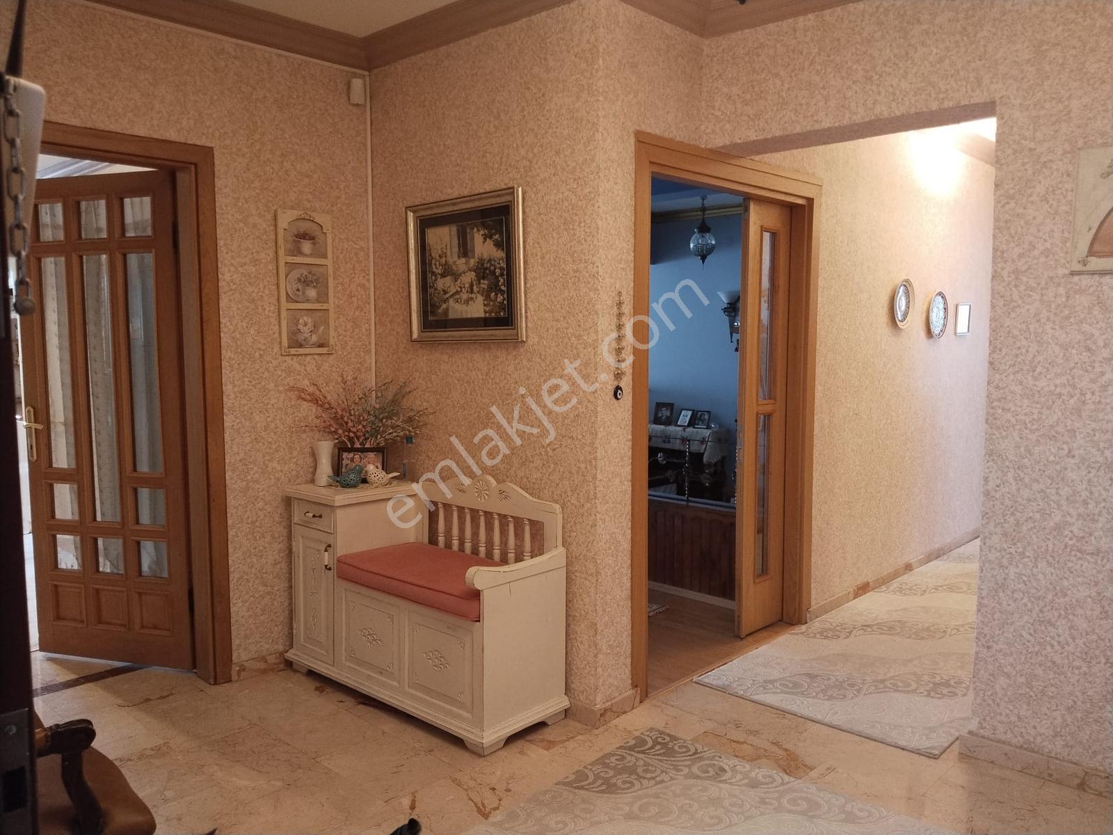 Kırkkonaklar'da Şömineli 4+1 Şömineli | Kapalı Otoparklı Satılık - Görsel 21