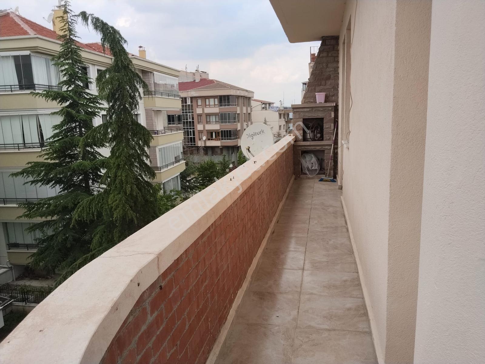 Kırkkonaklar'da Şömineli 4+1 Şömineli | Kapalı Otoparklı Satılık - Görsel 13
