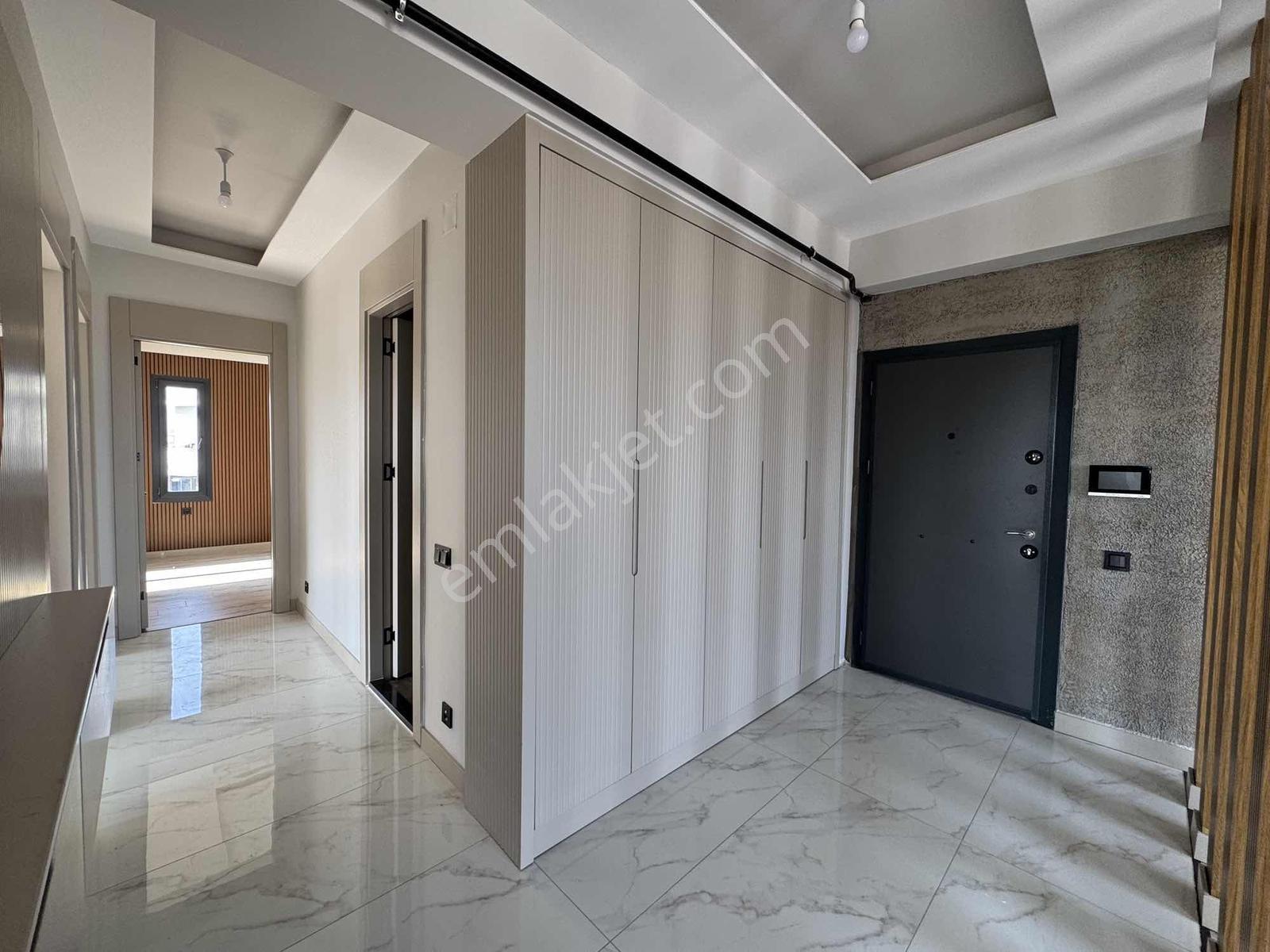 Hrk'den Kuyuluk'da Havuzlu 3+1 Amerikan Mutfak Kiralık Daire - Görsel 23