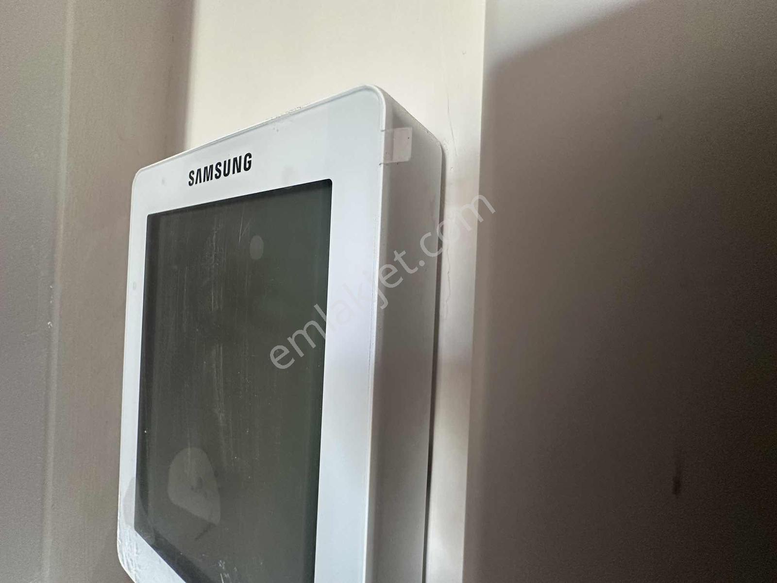 Güzelbahçe Kolejler Bölgesinde 500m² Bahçeli Havuzlu 4+1 Villa - Görsel 8