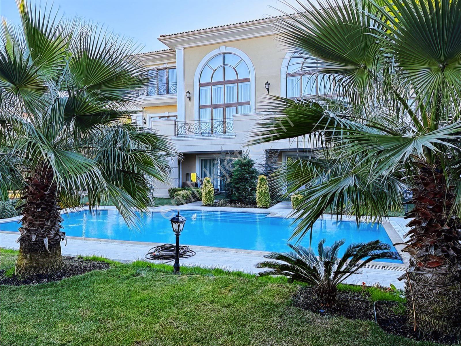 Pelikan Hill Lüks Dekorasyonlu 6+2 Emsalsiz Villa