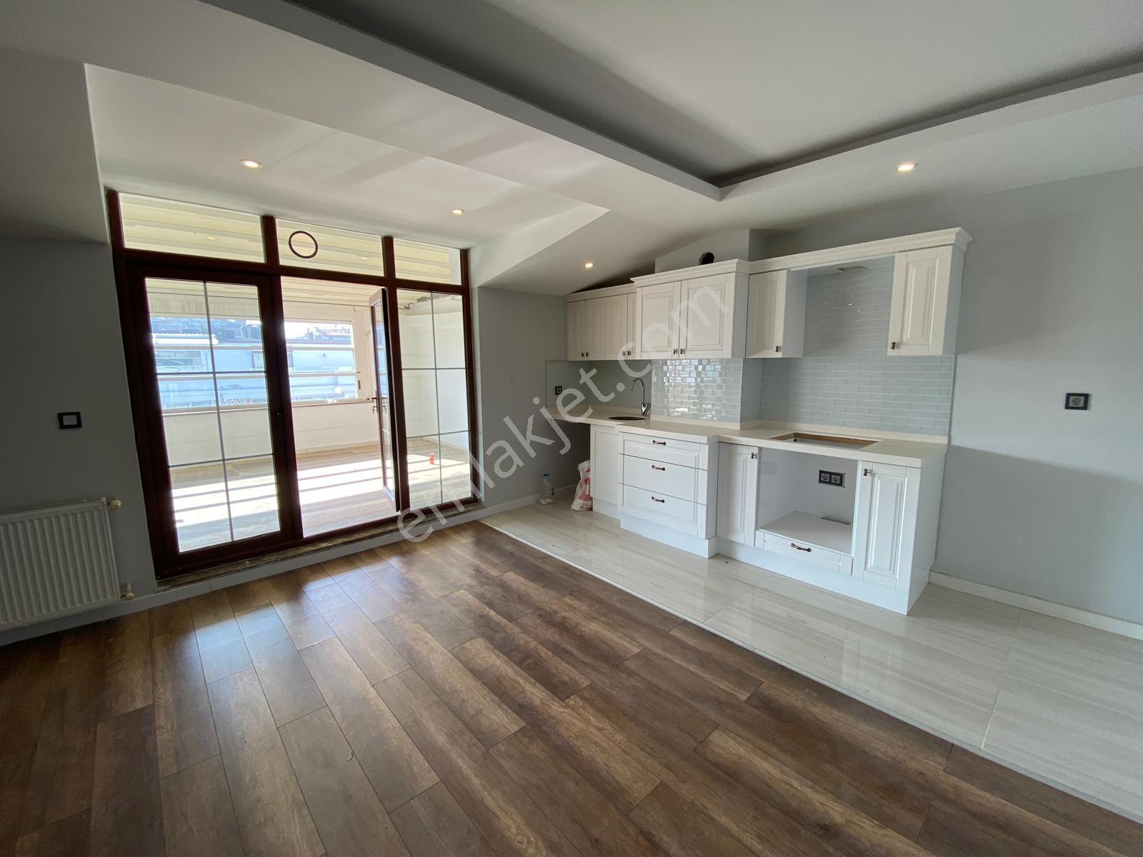 Atakum Ömürevleri Sahilde Site İçi Satılık Dublex Daire! - Görsel 19