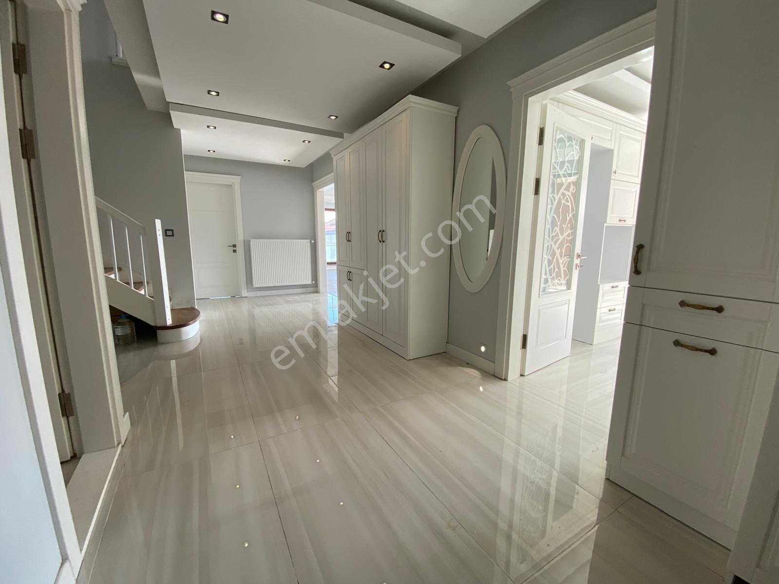 Atakum Ömürevleri Sahilde Site İçi Satılık Dublex Daire! - Görsel 13
