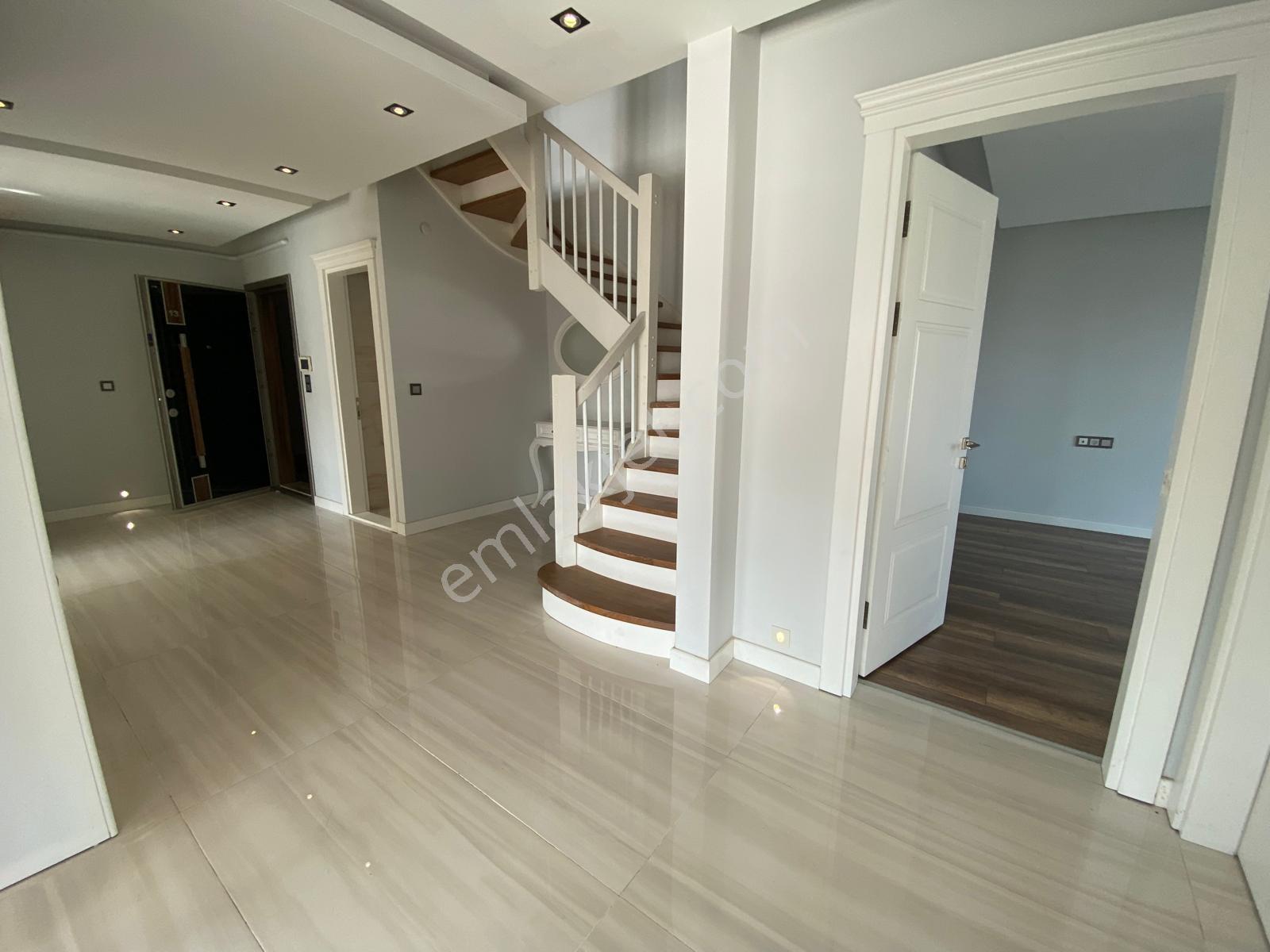 Atakum Ömürevleri Sahilde Site İçi Satılık Dublex Daire! - Görsel 15