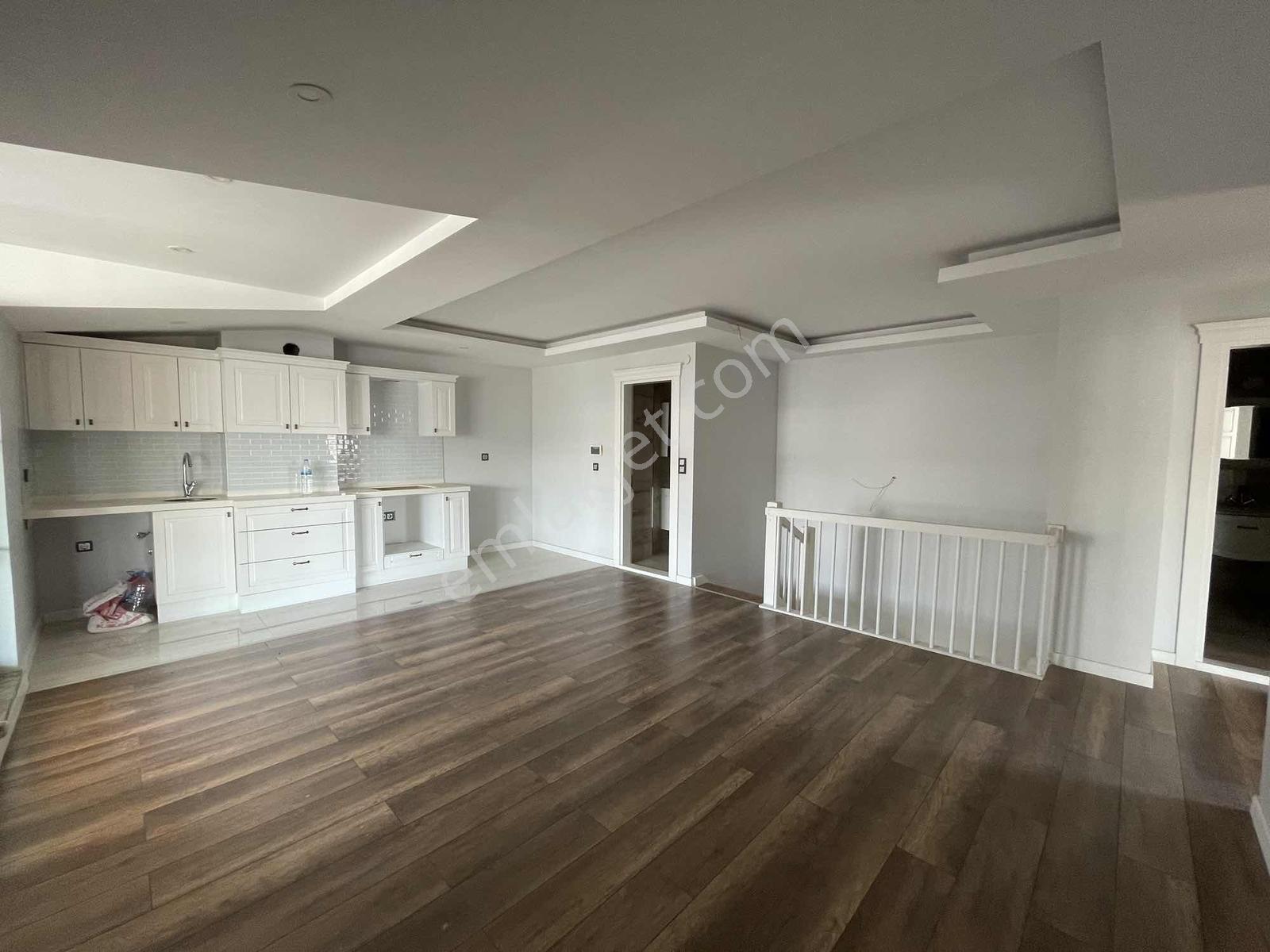 Atakum Ömürevleri Sahilde Site İçi Satılık Dublex Daire! - Görsel 13