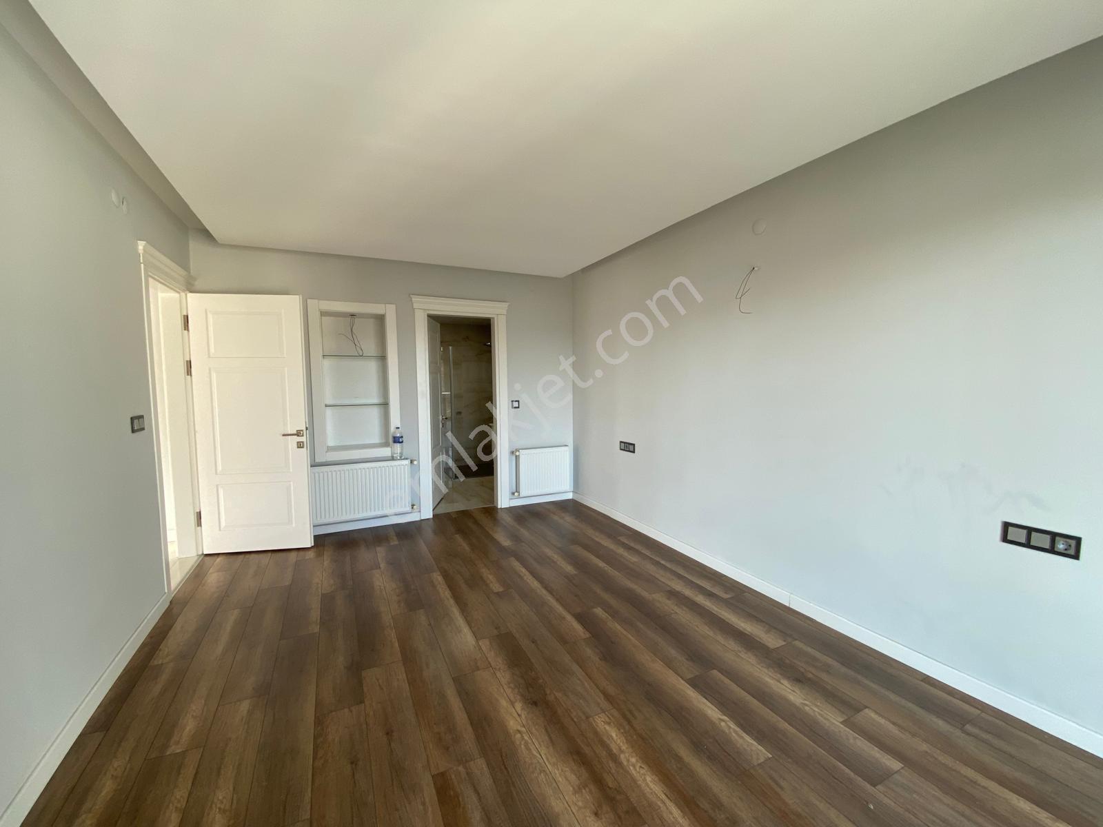 Atakum Ömürevleri Sahilde Site İçi Satılık Dublex Daire! - Görsel 9