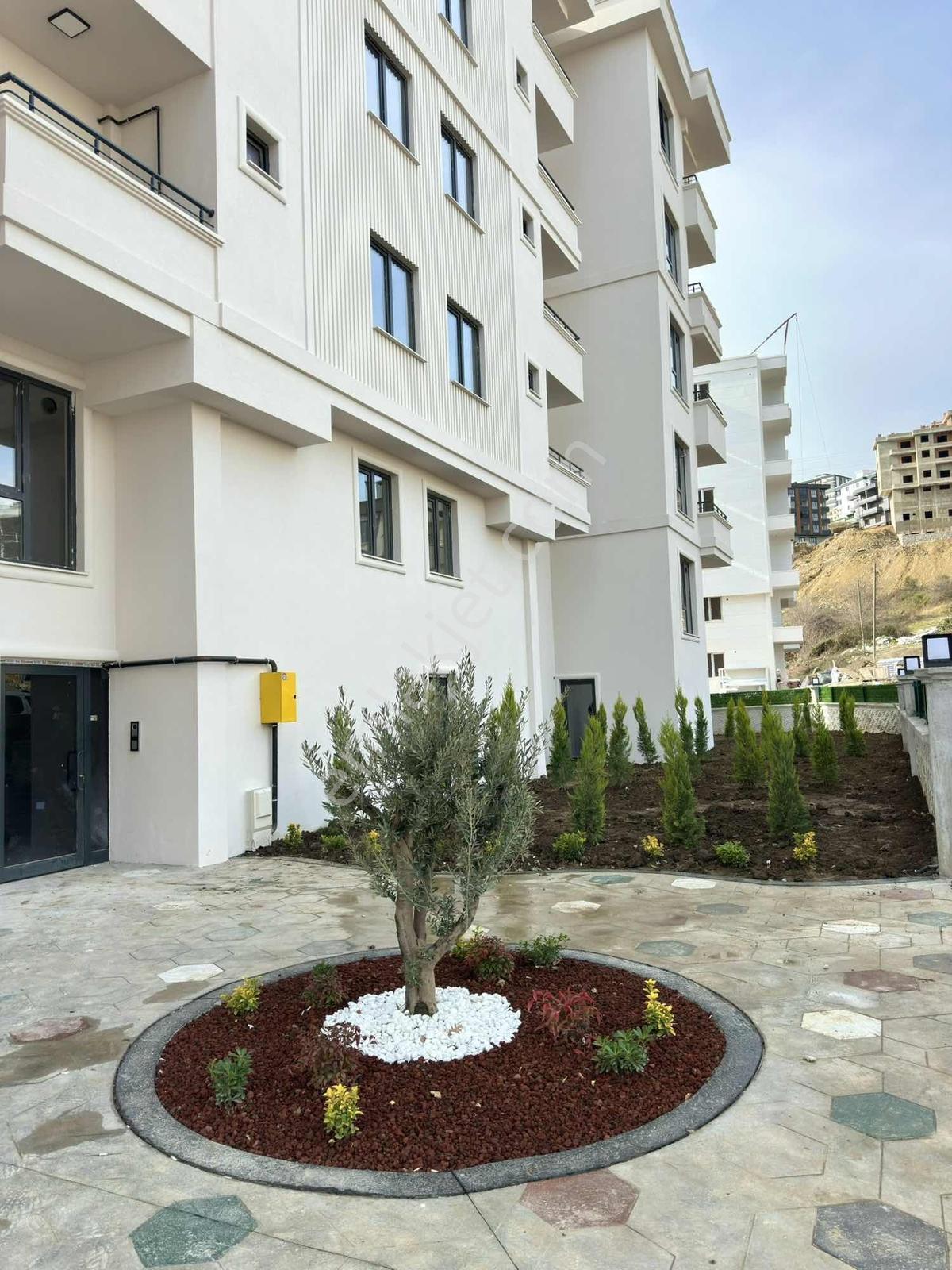 ▇ Havuzlu Site İçinde, Müstakil Bahçeli Satılık Dubleks 2+1 ▇ - Görsel 2