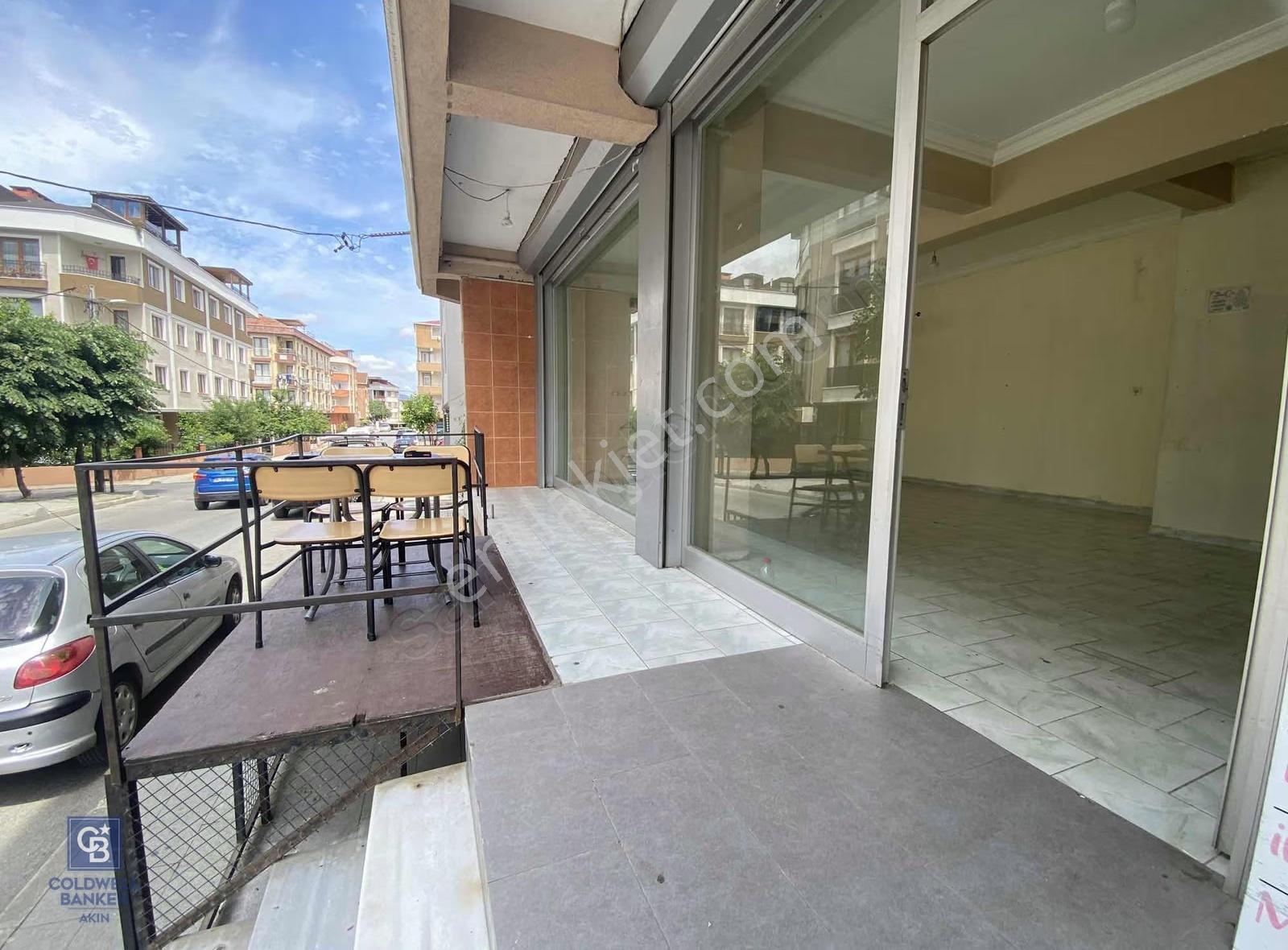 Sancaktepe Kemal Türkler'de Cadde Üstü Kiralık Dükkan - Görsel 11
