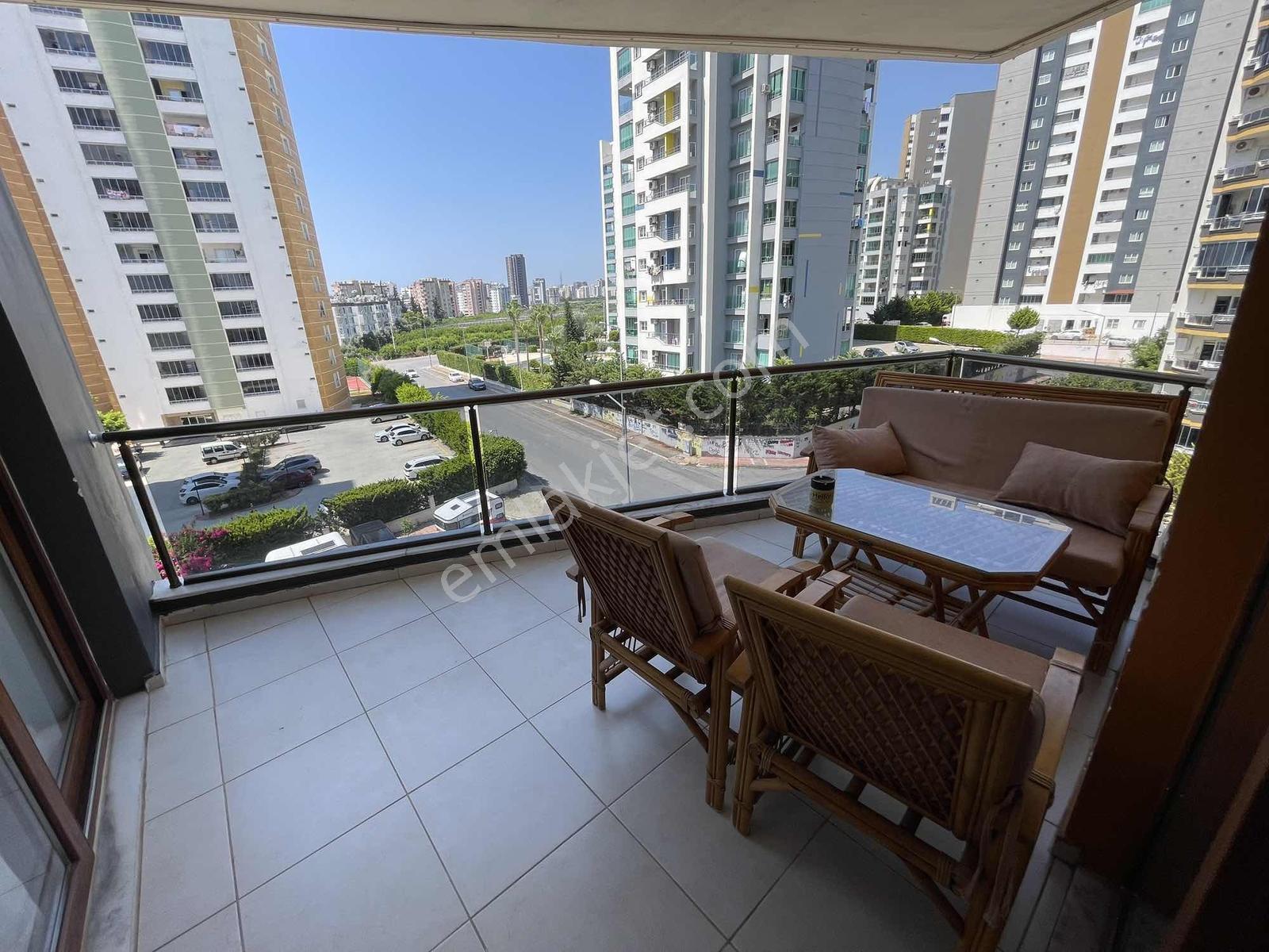 Arda'dan Mersin Yenişehir Çiftlikköy'de Eşyalı Havuzlu 3+1 - Görsel 32