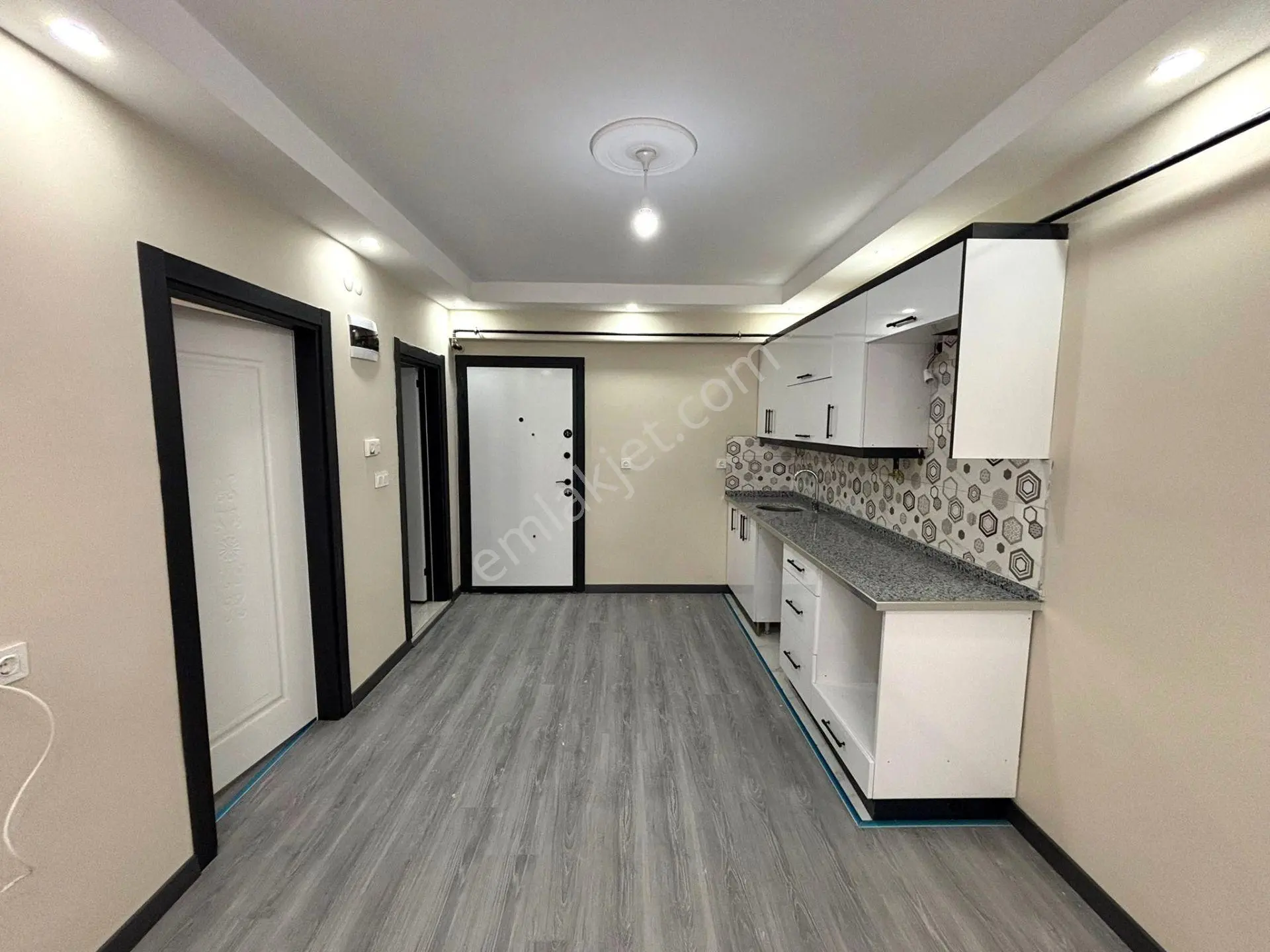 **eryıldız İnşaat'tan**büyük Fırsat!!!**iskanlı Kombili Lüks 1+1 - Görsel 12