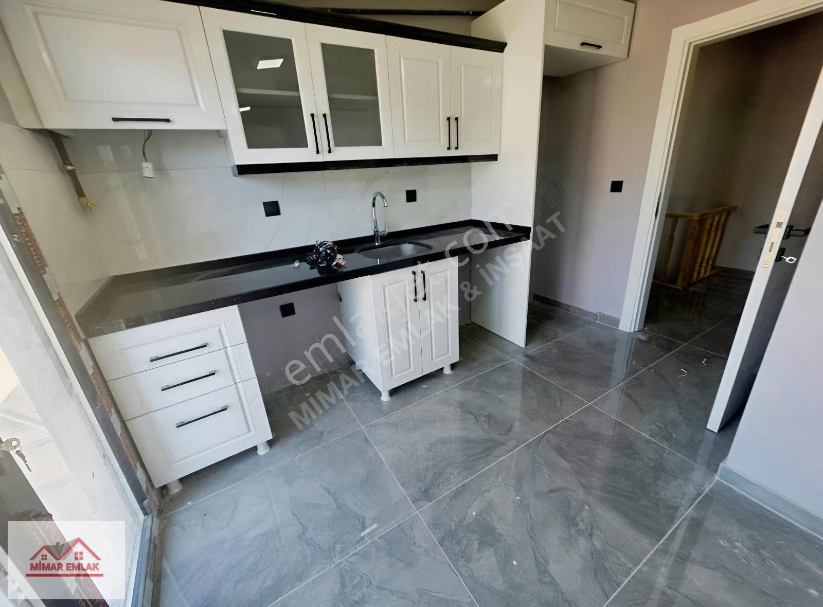 Mimar Emlak'tan Satılık 3+3 Çatısı Yüksek 200m² Dubleks - Görsel 8