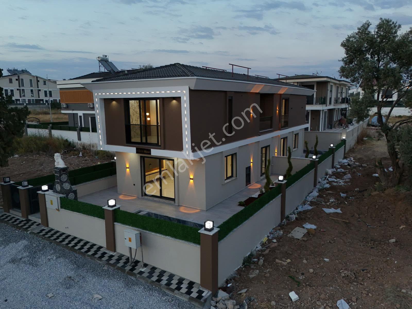 Bu Fiyata Yok Müstakil Havuzlu Geniş Ayrı Mutfak Villa - Görsel 3
