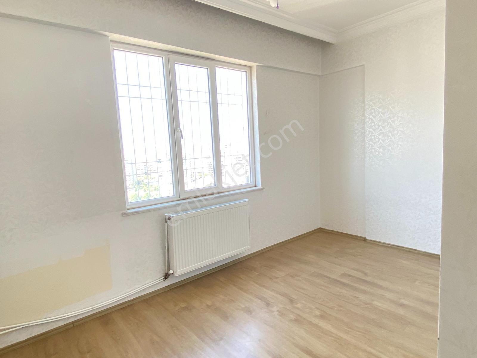 Akkent Merkezde Kiralık Bakımlı Ferah Kulanışlı Daire Toprak Eml - Görsel 34