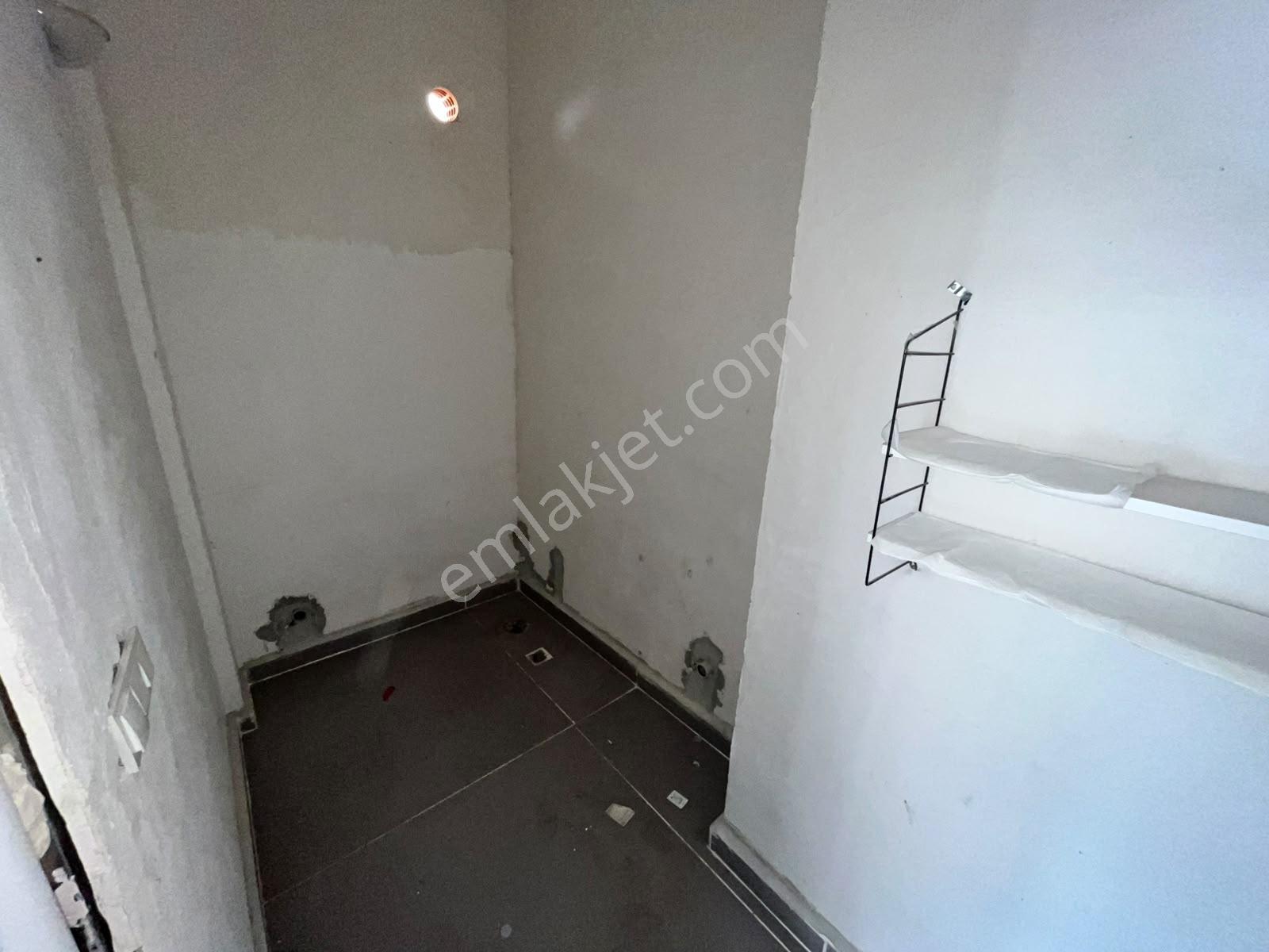 Sancaktepe Atatürk Mah Uysal Caddesi Üzeri Kiralık Dükkan - Görsel 21