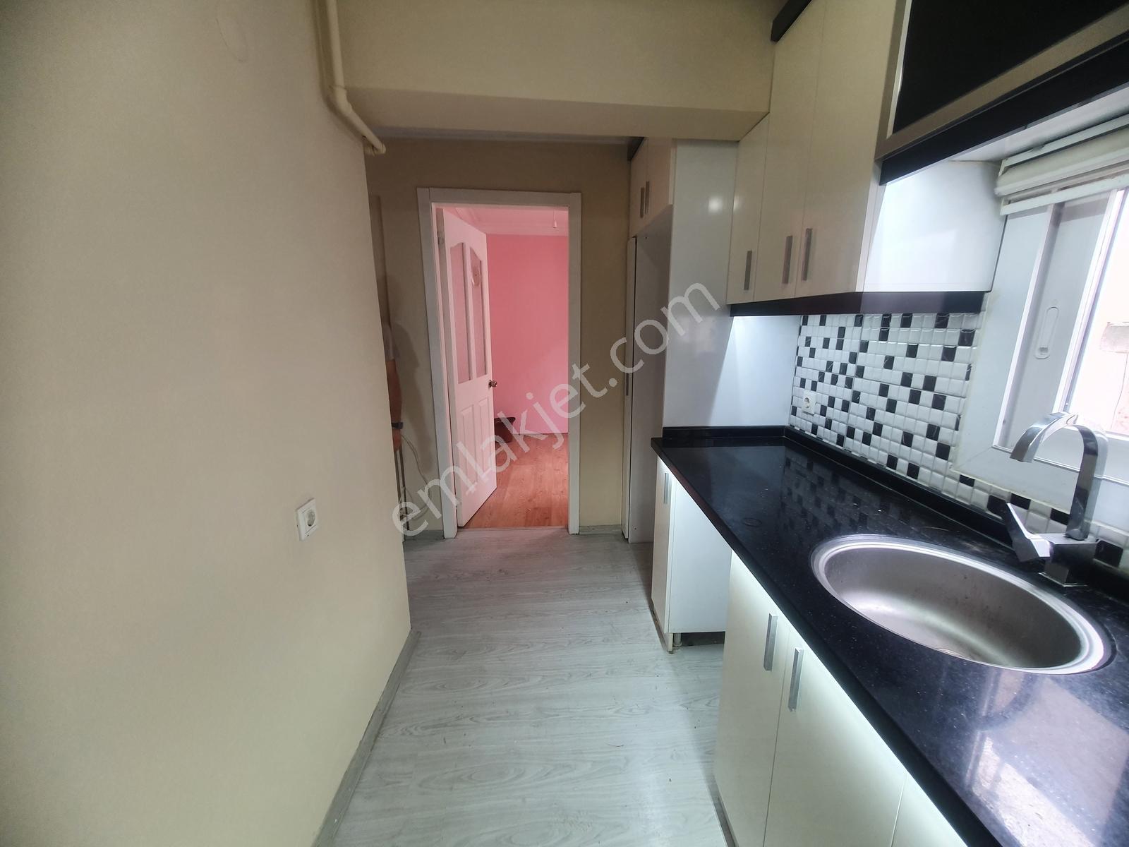 İzmirpark Avm Yanı Üçyol Metro Yakını Doğalgazlı 2+1 Kiralık - Görsel 11