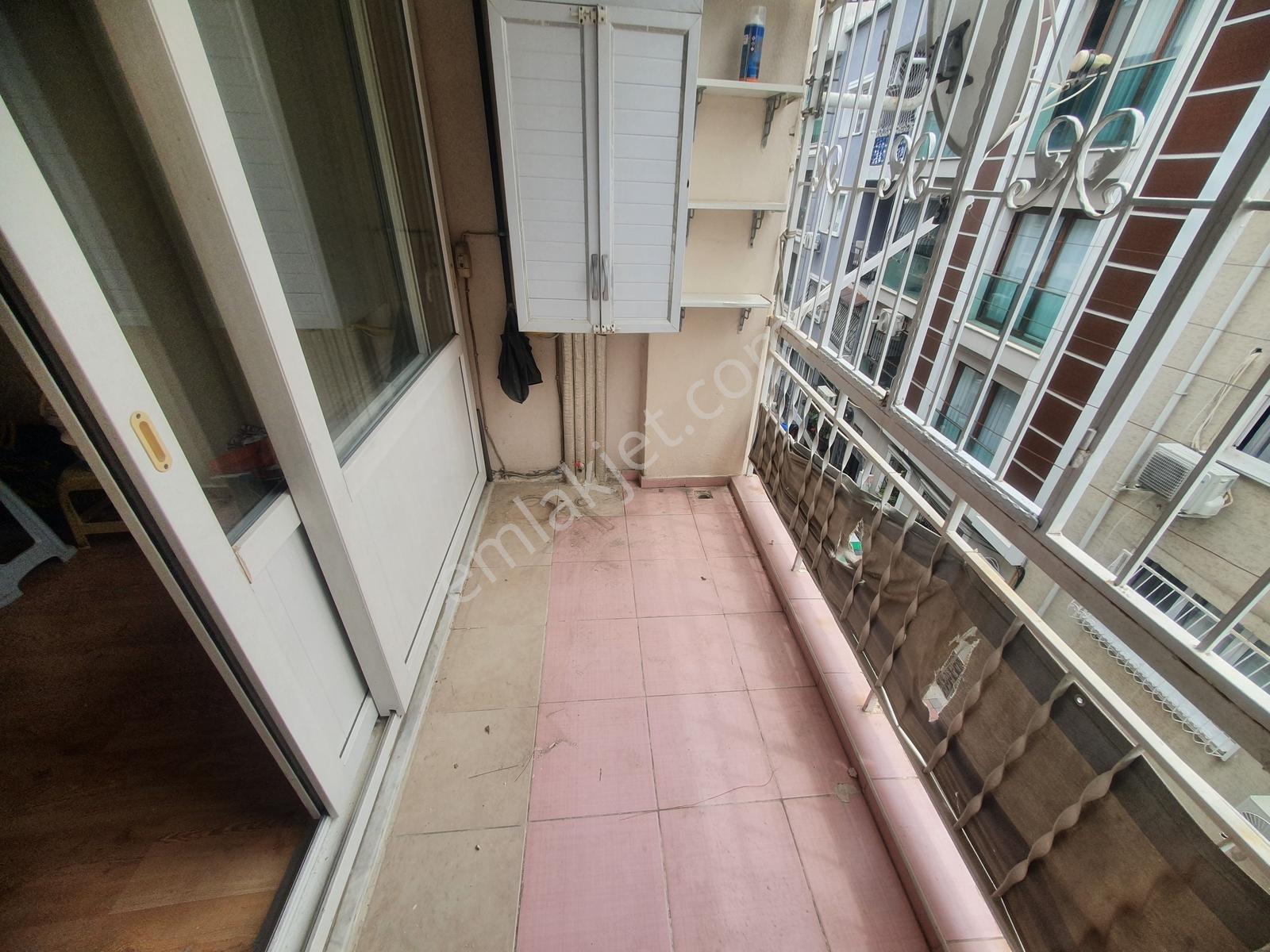 İzmirpark Avm Yanı Üçyol Metro Yakını Doğalgazlı 2+1 Kiralık - Görsel 25