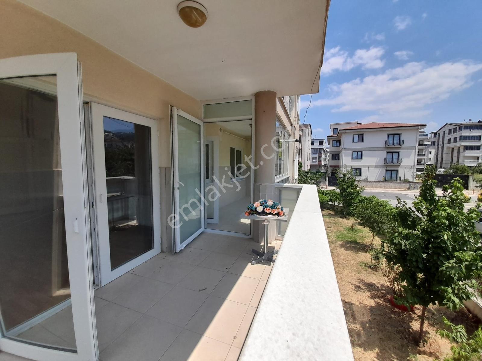 Nilüfer Çalı Gümüşlük'te Site İçi 2+1 Ferah Aydınlık Daire - Görsel 17