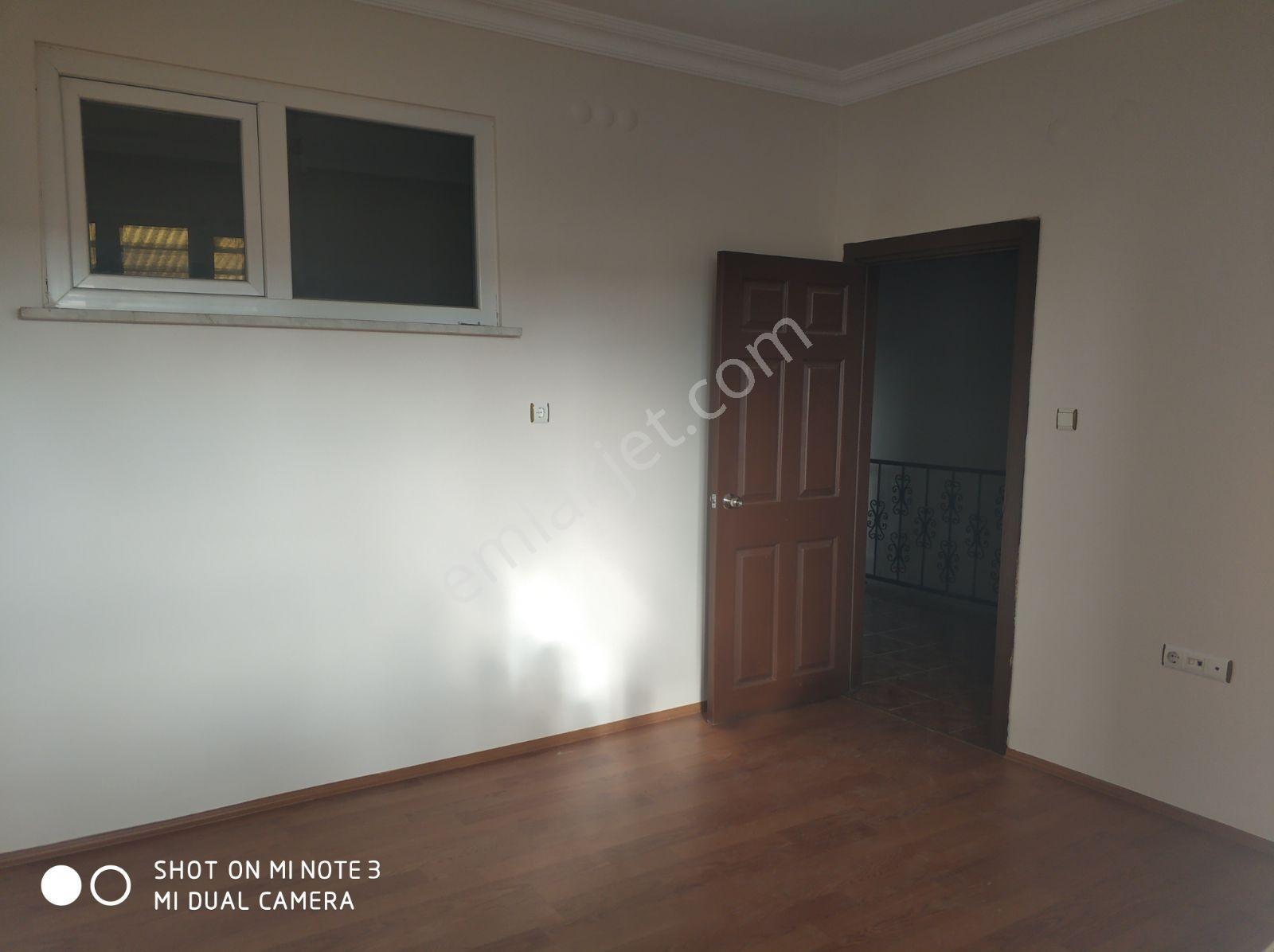 Bahçelievler'de Kiralık 2+1 Asansörlü Teraslı Dubleks Daire - Görsel 10