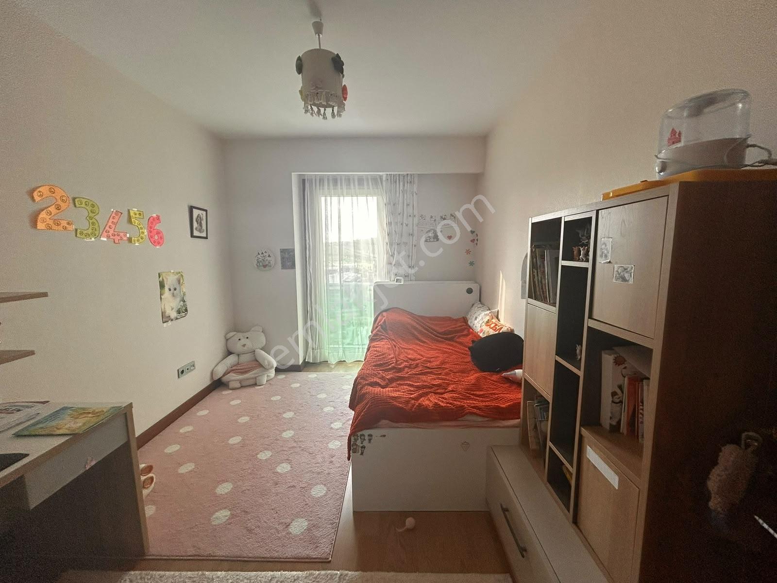 Alacaatlı Park Cadddesi Yakını 180 M2 Satılık 4+1 Daire - Görsel 31