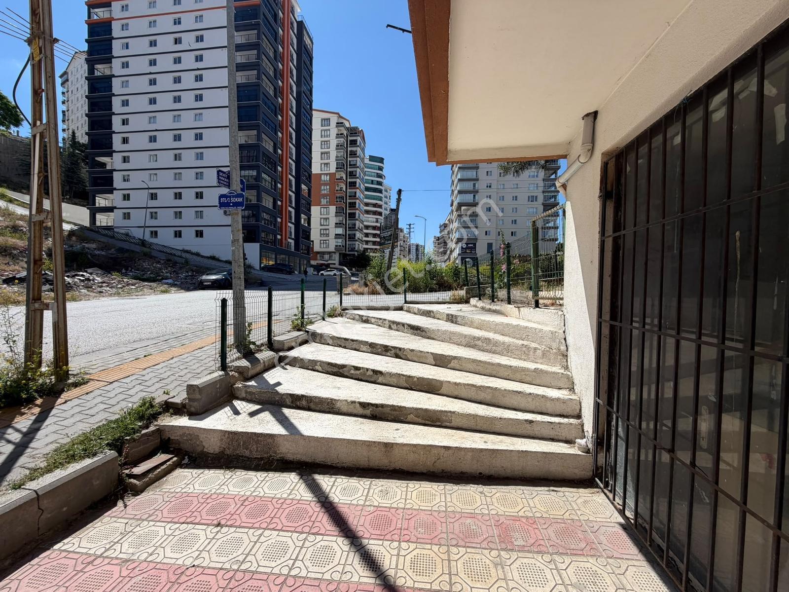 Kaya Grup'tan Cadde Güzargahı Her Türlü Takasa Açık Dükkan - Görsel 29