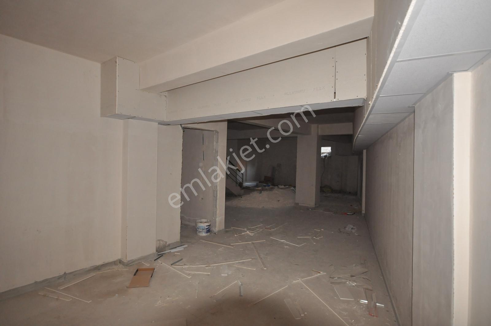Cb Acar'dan Diyarbakır Yolunda 1000m² 3 Katlı Dükkan - Görsel 28
