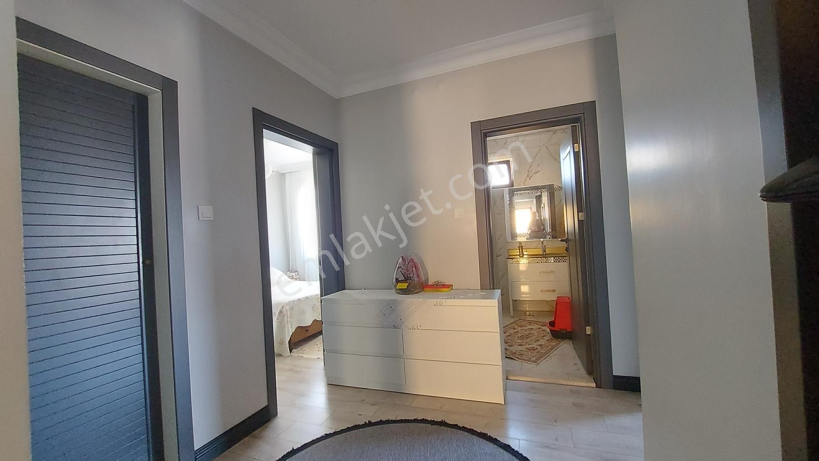Derince Merkezi Konum Satılık Geniş 5+2 Asansörlü Daire - Görsel 15