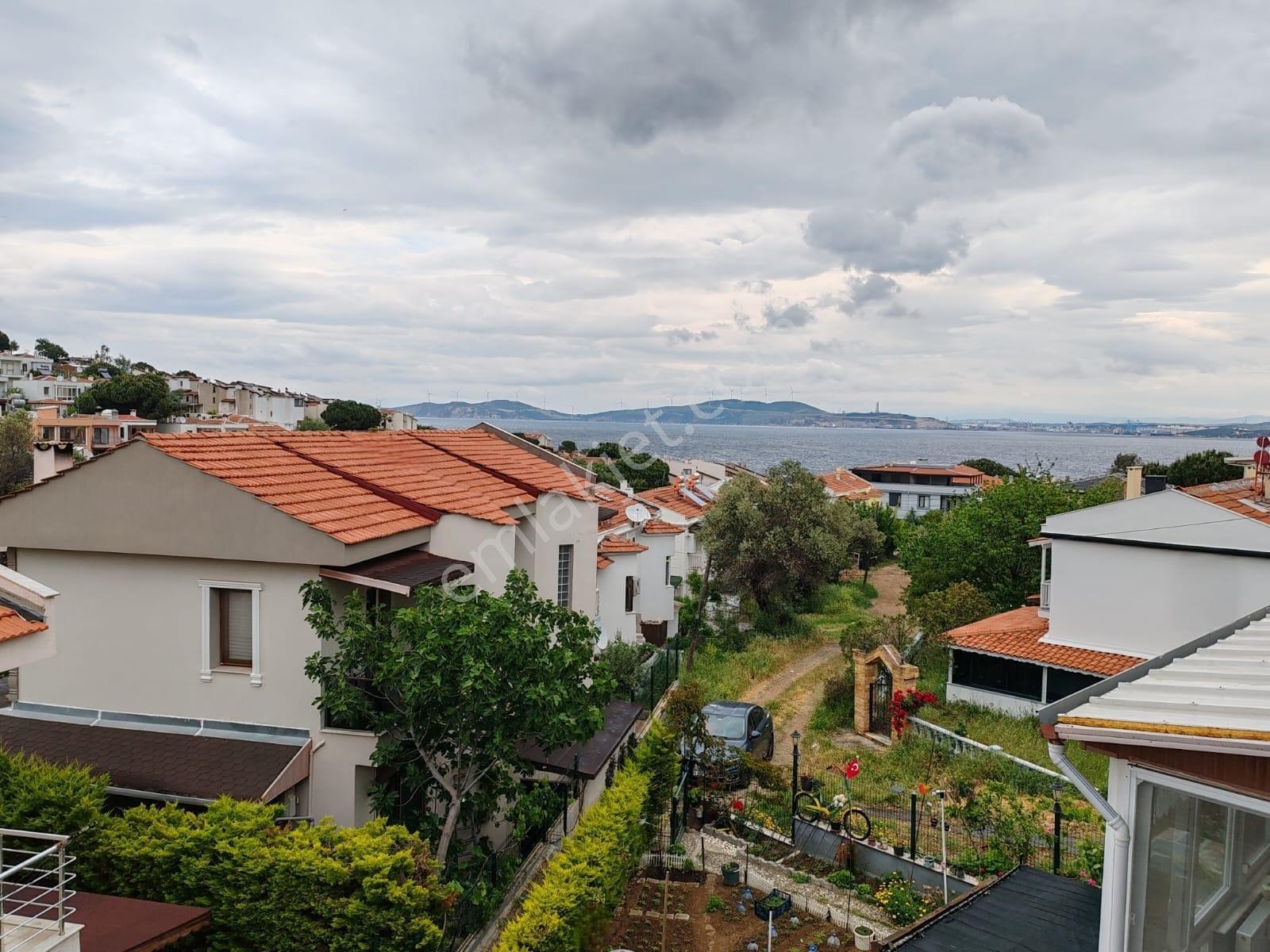 Foça Petra Koyu'nda Denize Yakın, Eşyalı, Satılık 3+1 Lüks Villa - Görsel 21