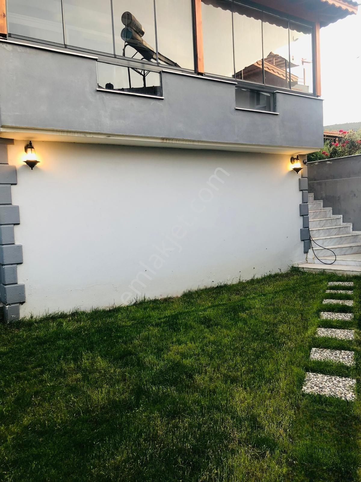 Foça Petra Koyu'nda Denize Yakın, Eşyalı, Satılık 3+1 Lüks Villa - Görsel 6