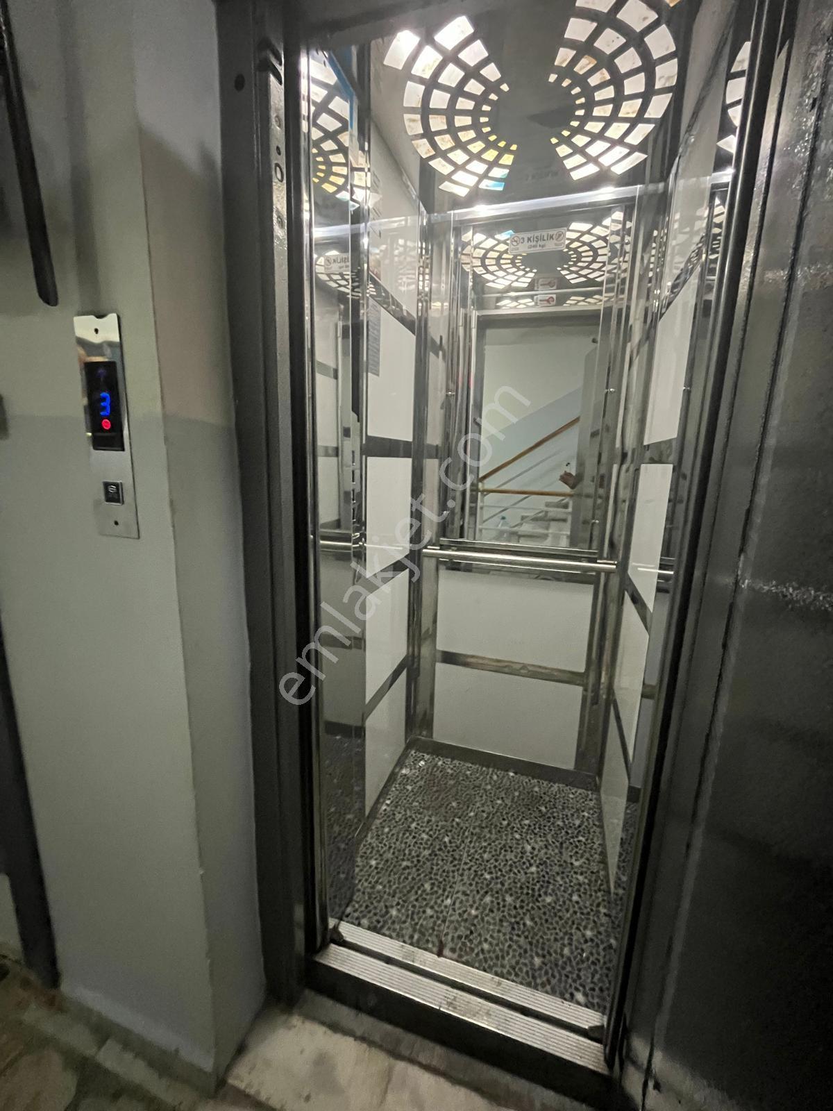 Home'dan Esenler Caddesinde Satılık 145m² 3+1 Asansörlu Daire... - Görsel 34