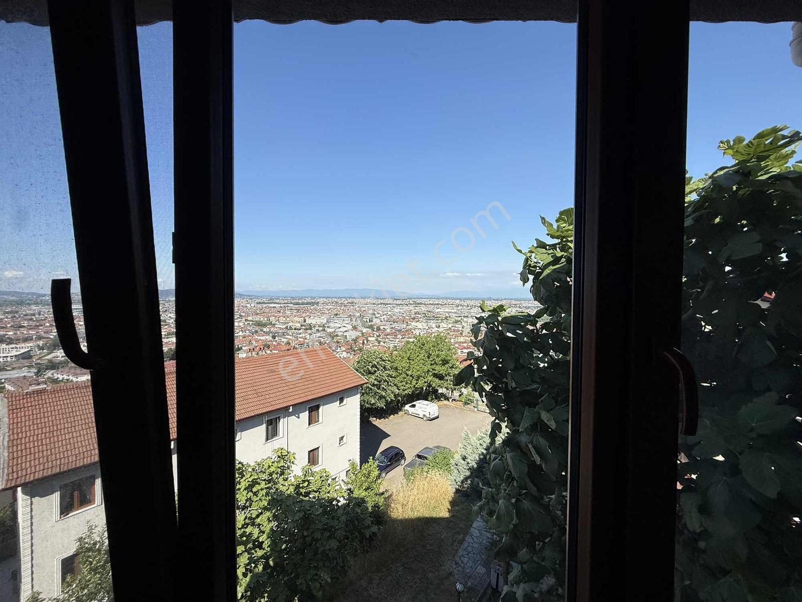 Ayşe Emlak'tan Serdivan Merkez'de Kiralık Manzaral Dubleks Daire - Görsel 29