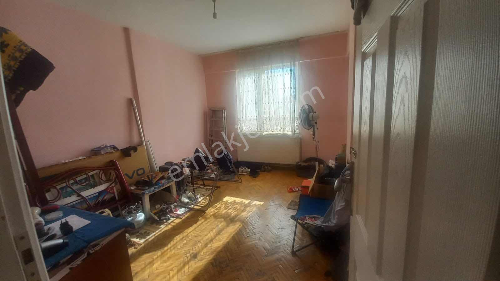 Muhittin Mahallesi 'nde Satılık Acil Satılık Fırsat Daire - Görsel 4
