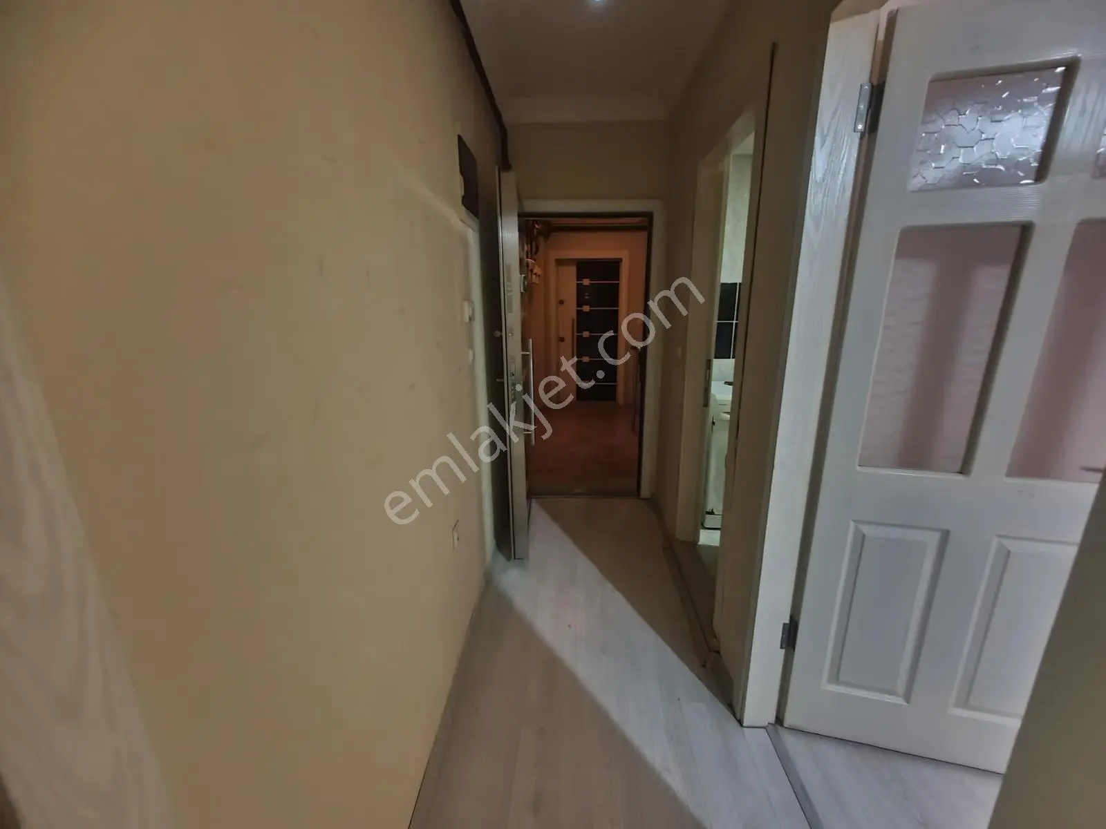 Üniversite Restoran Ve Kafelere Yakın Doğalgazlı 1+1 Daire - Görsel 2