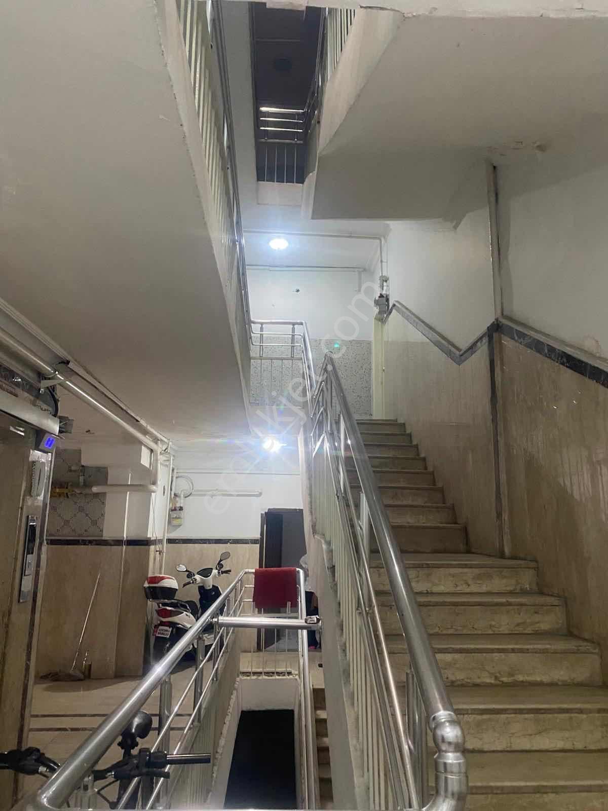Vilayette Eski Stadyum Karşısında Satılık 4+1 Daire - Görsel 8
