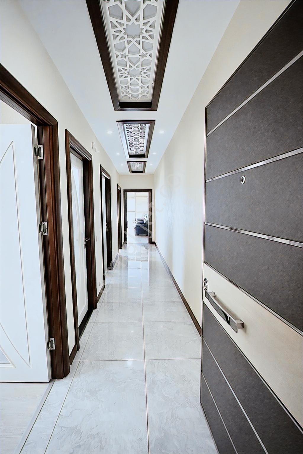 Rw Budur Gayrimenkul'den Cadde Üzer Lüx Eşyalı 2+1 Kiralık Ofis - Görsel 2