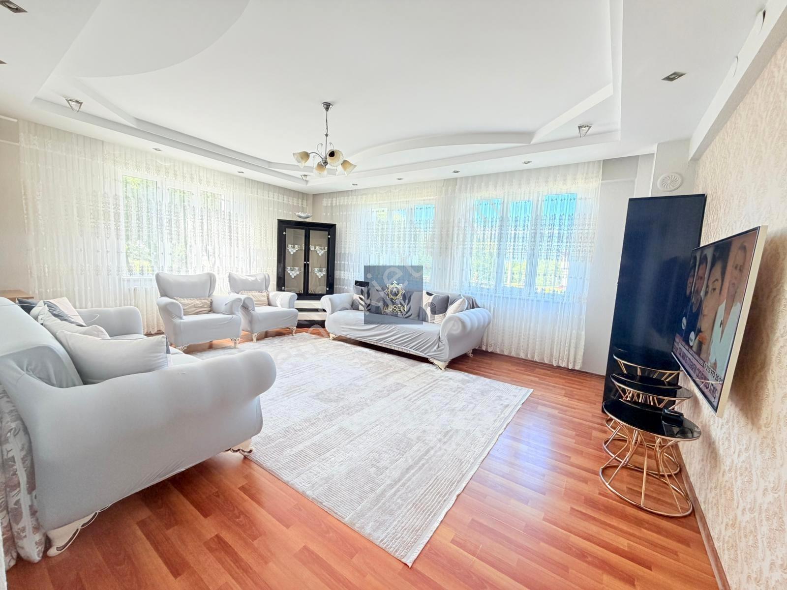 Arsenden Gümüşçay'da Ful Kredi 2+1 130m2 Çok Geniş Satılık Daire - Görsel 15