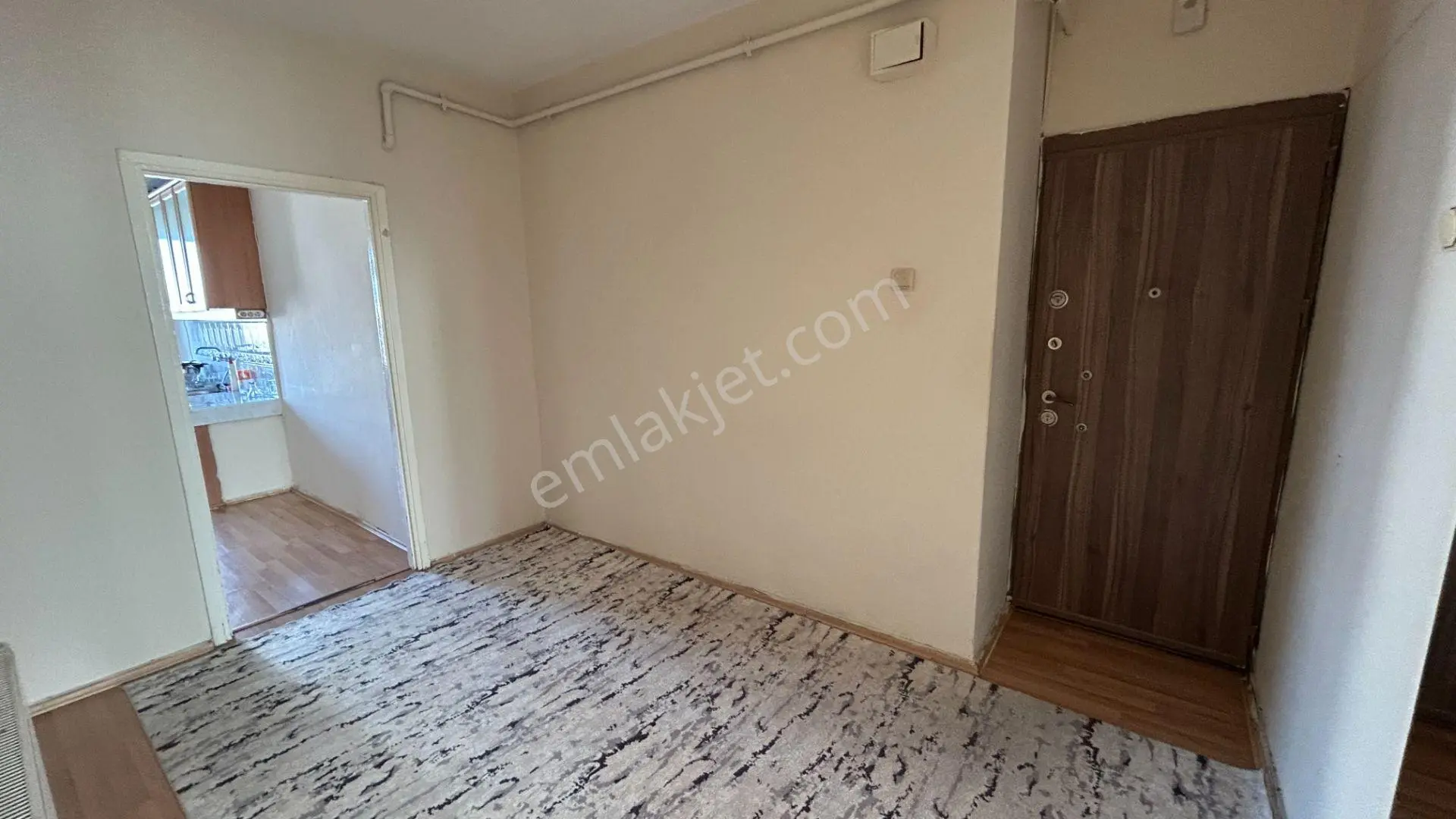 Karamürsel Park Caddesi Satılık 2+1 Geniş Daire - Görsel 5