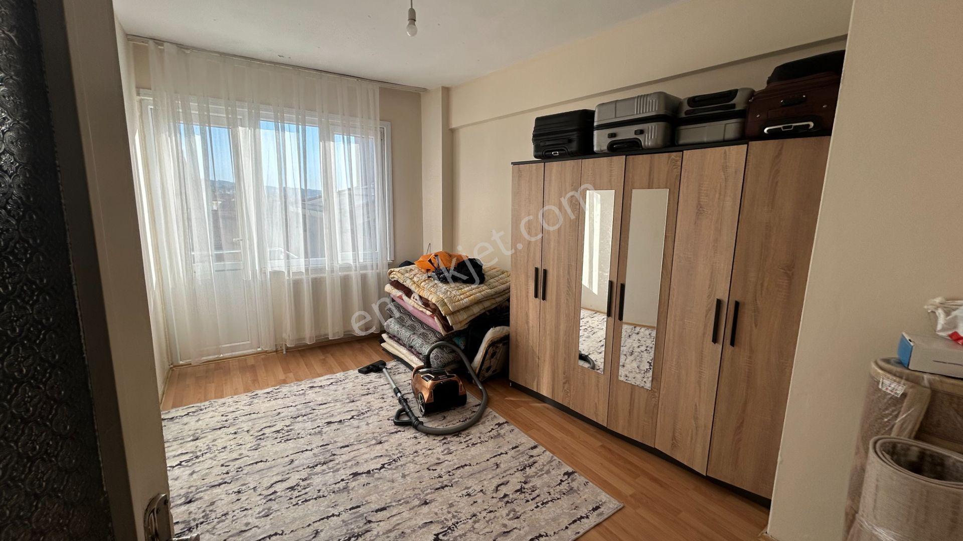 Karamürsel Park Caddesi Satılık 2+1 Geniş Daire - Görsel 17