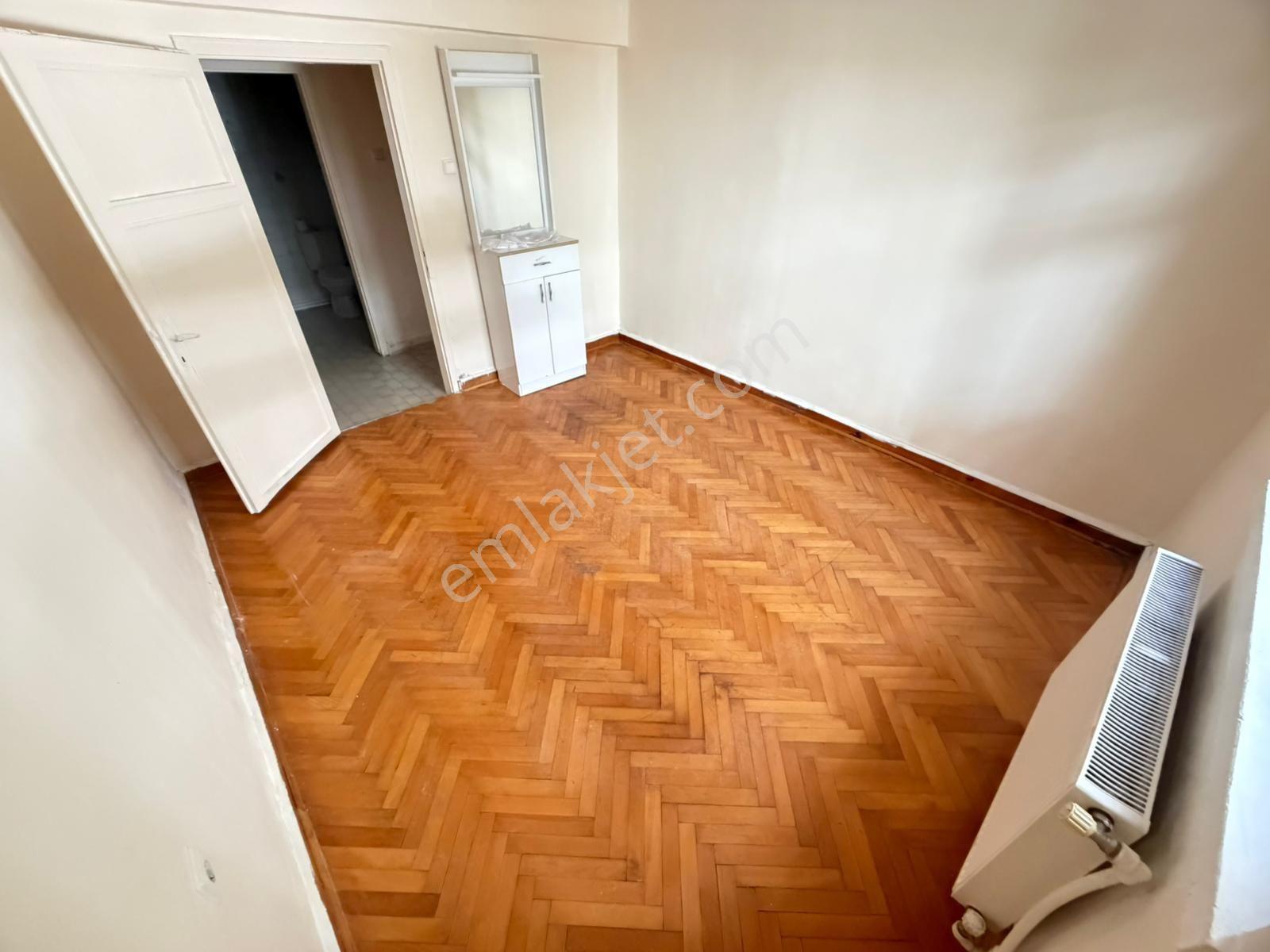 Yunus Emre Cad. Yakını Normal Yapılı 3+1 Kiralık Daire - Görsel 27