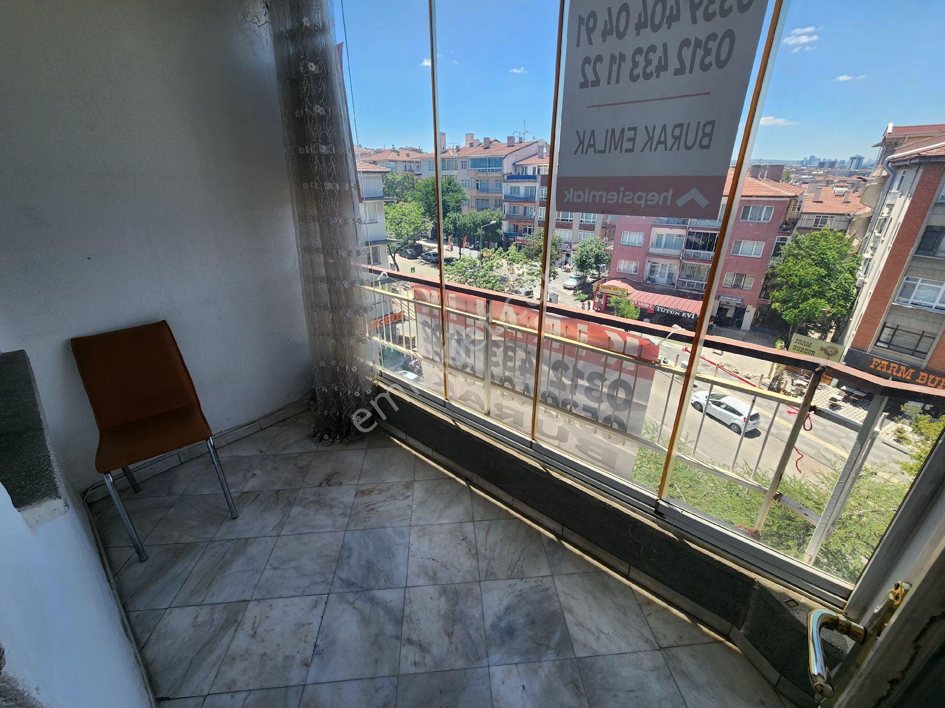 Burak Emlak'dan Kiralık Daire Kurtuluş Kıbrıs Cd. 3+1 B.salon Yapılı Eşyalı - Görsel 7